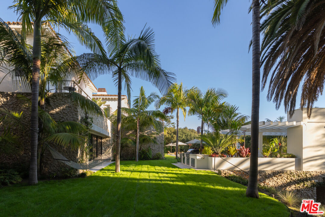 4160 La Ladera Rd