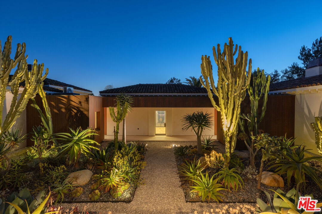 4160 La Ladera Rd