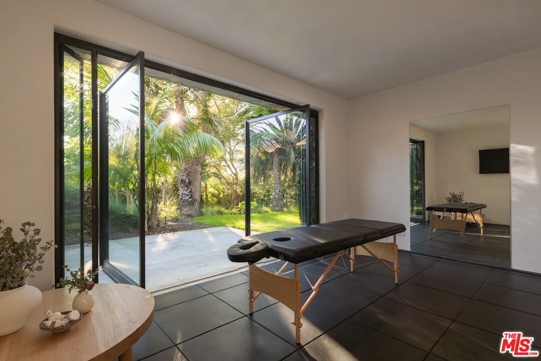 4160 La Ladera Rd
