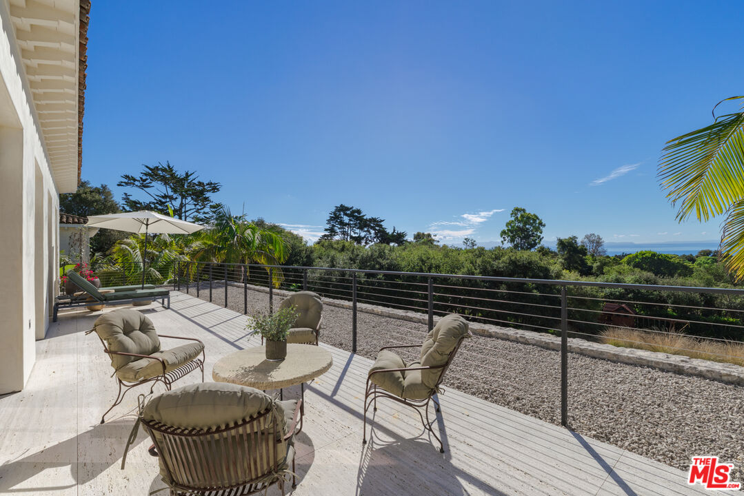 4160 La Ladera Rd