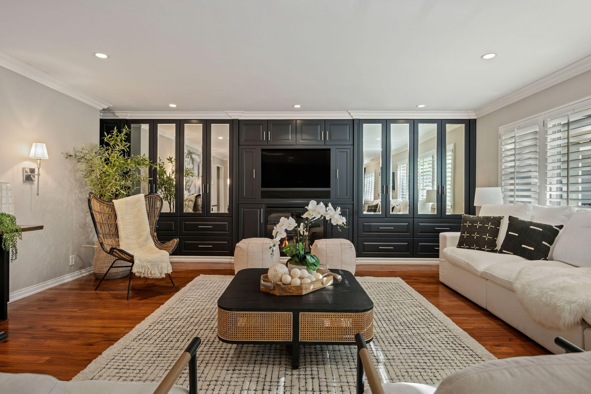 1701 Anacapa Street 9