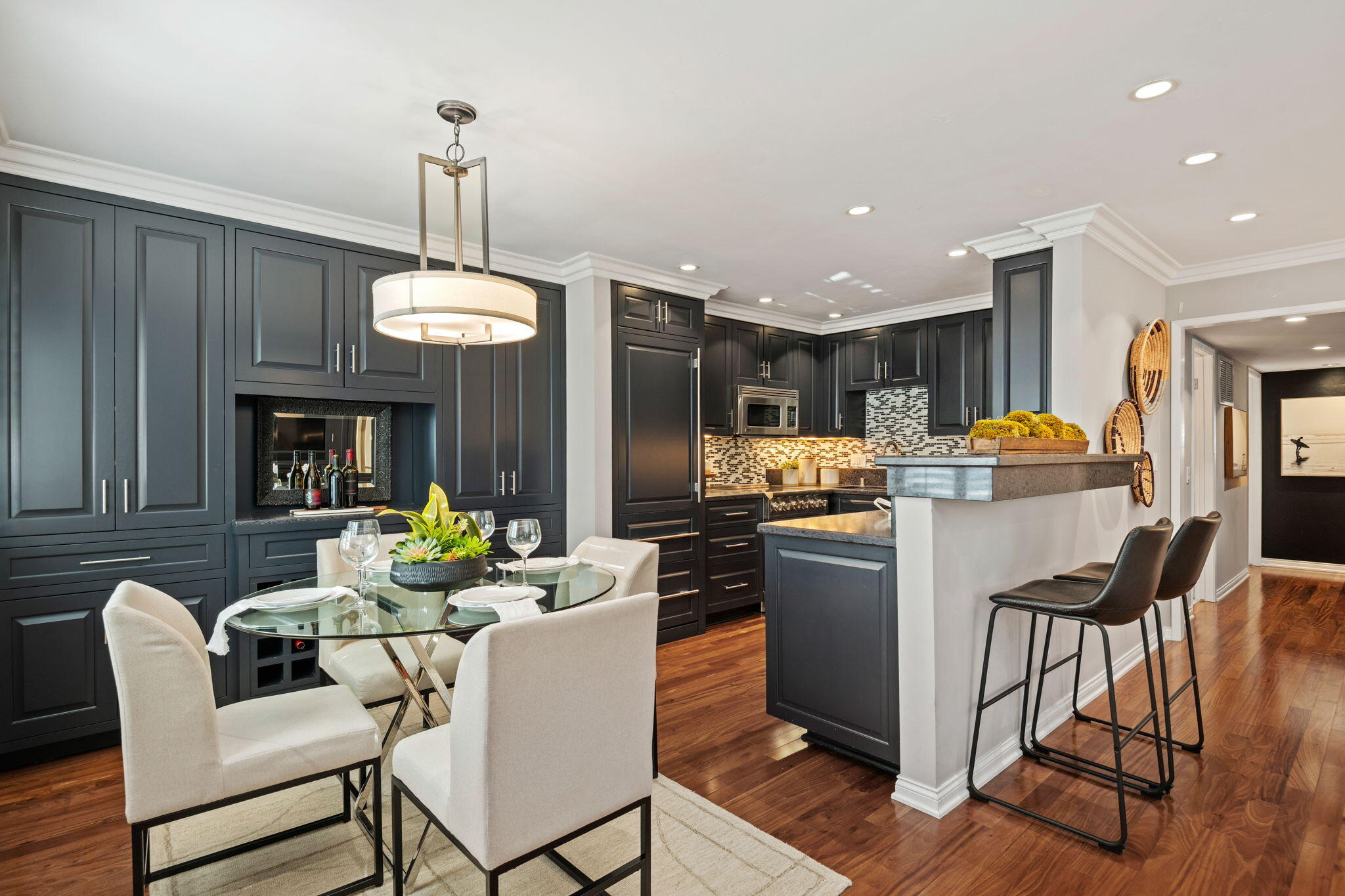 1701 Anacapa Street 9