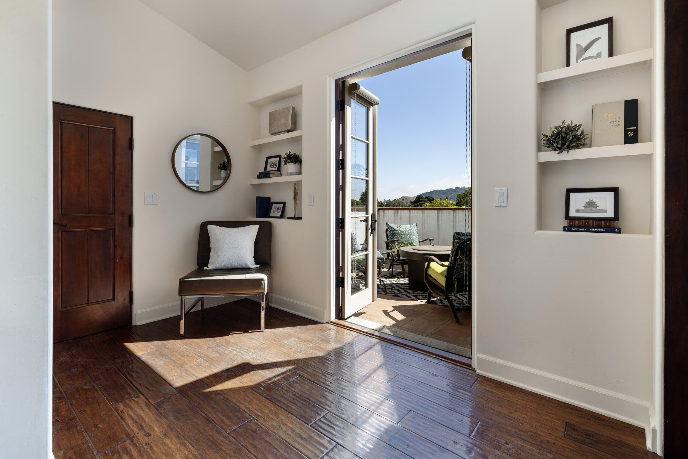216 E Figueroa Street