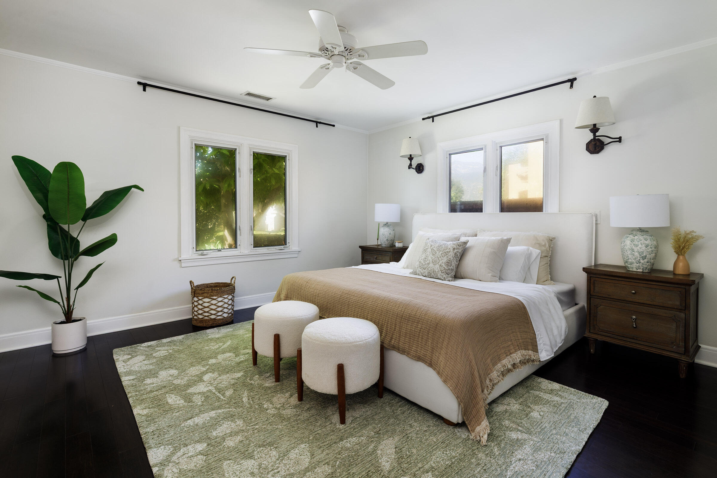 1098 Linden Avenue