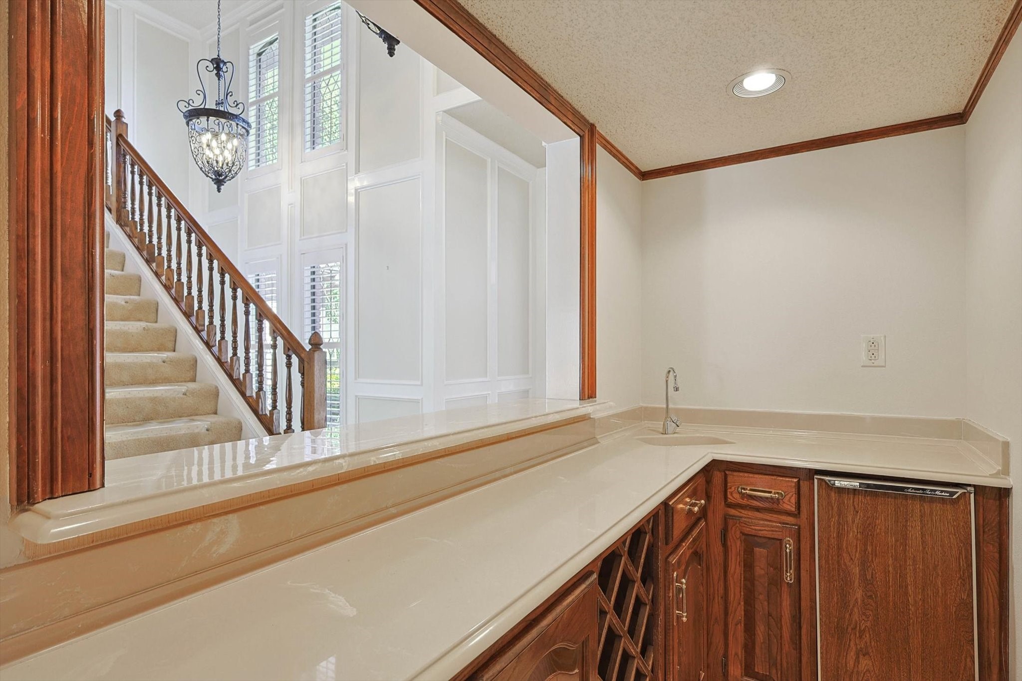 4911 Bellerive Drive