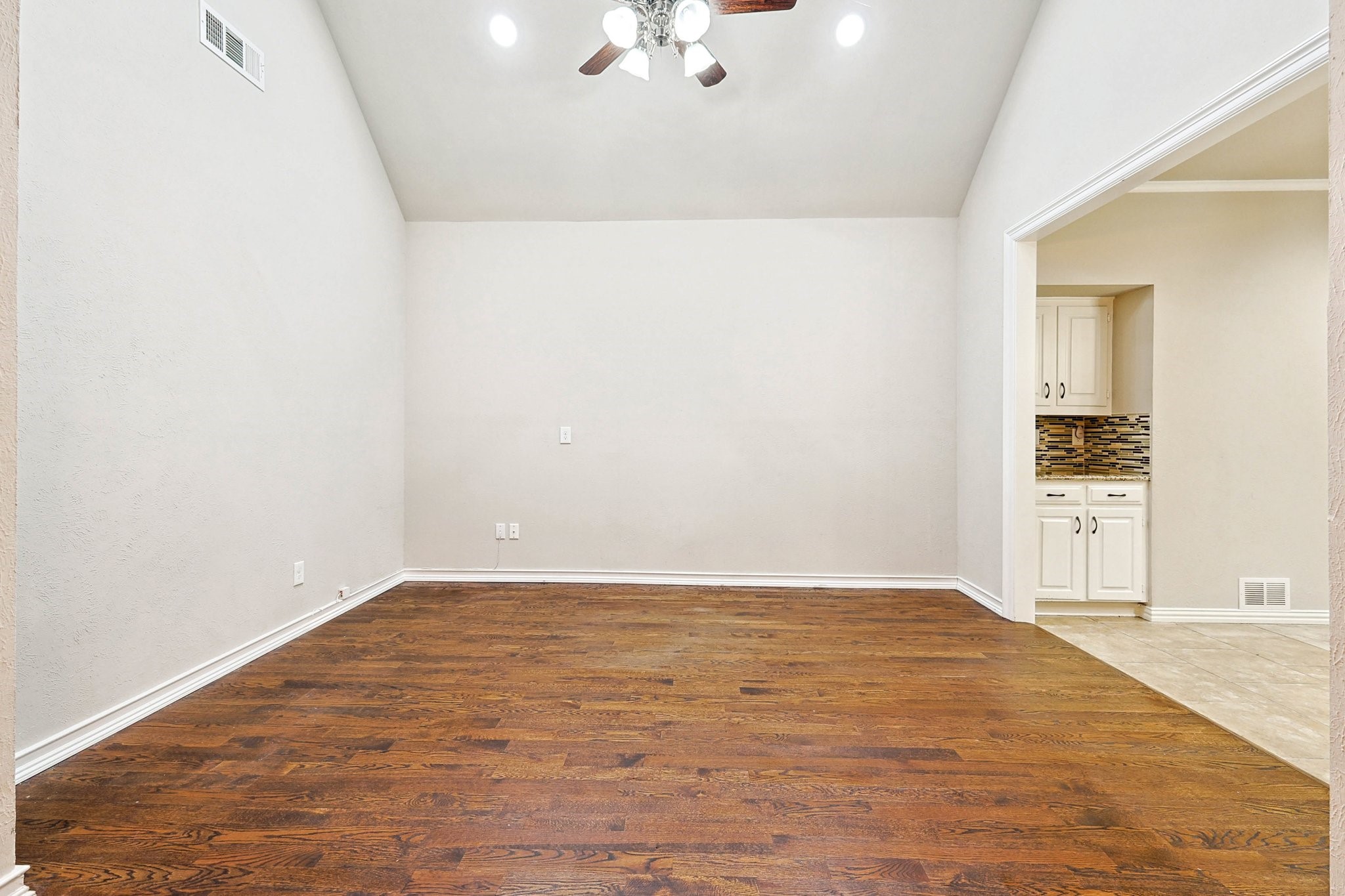 6014 Shetland Drive