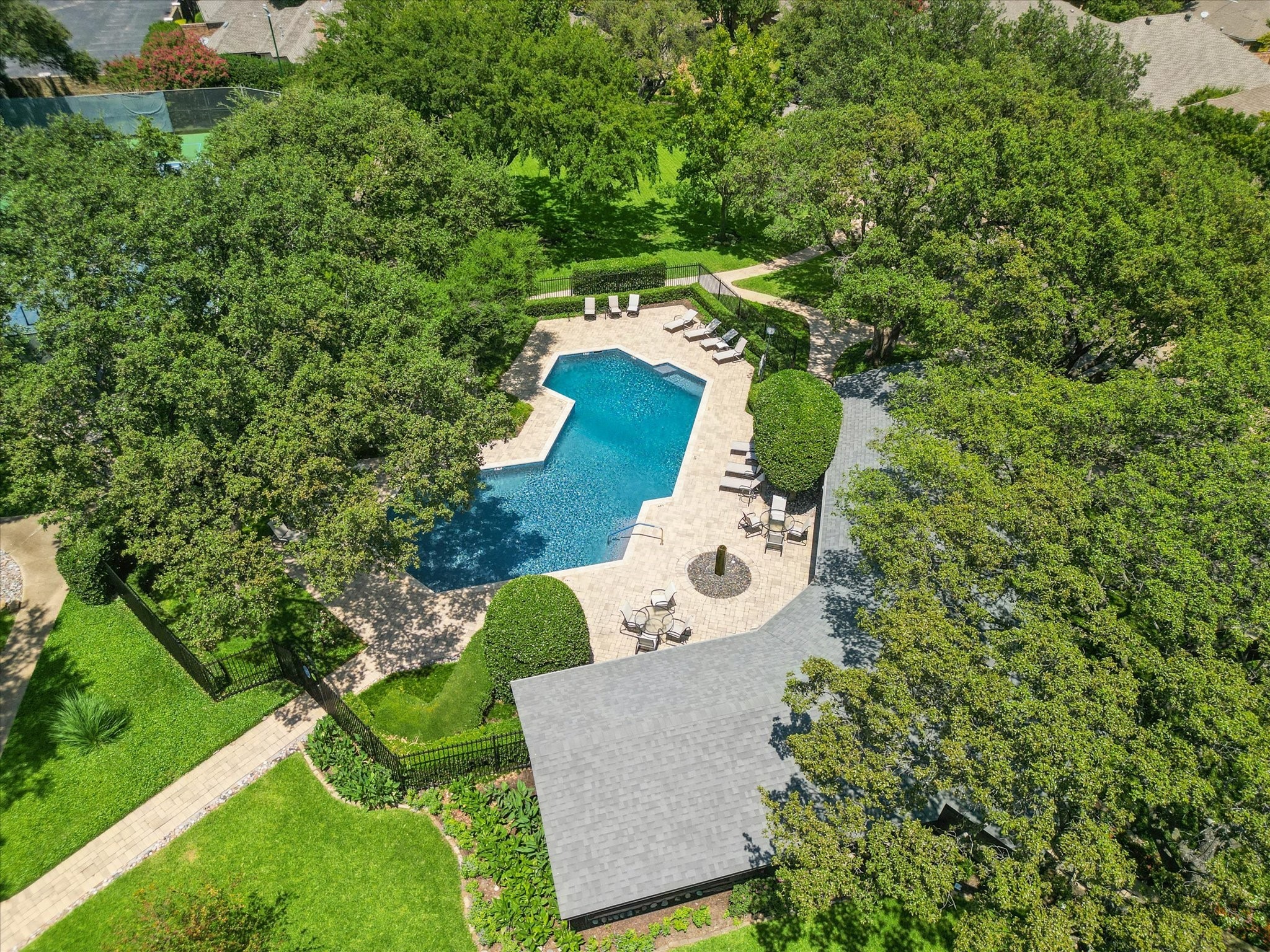 6014 Shetland Drive