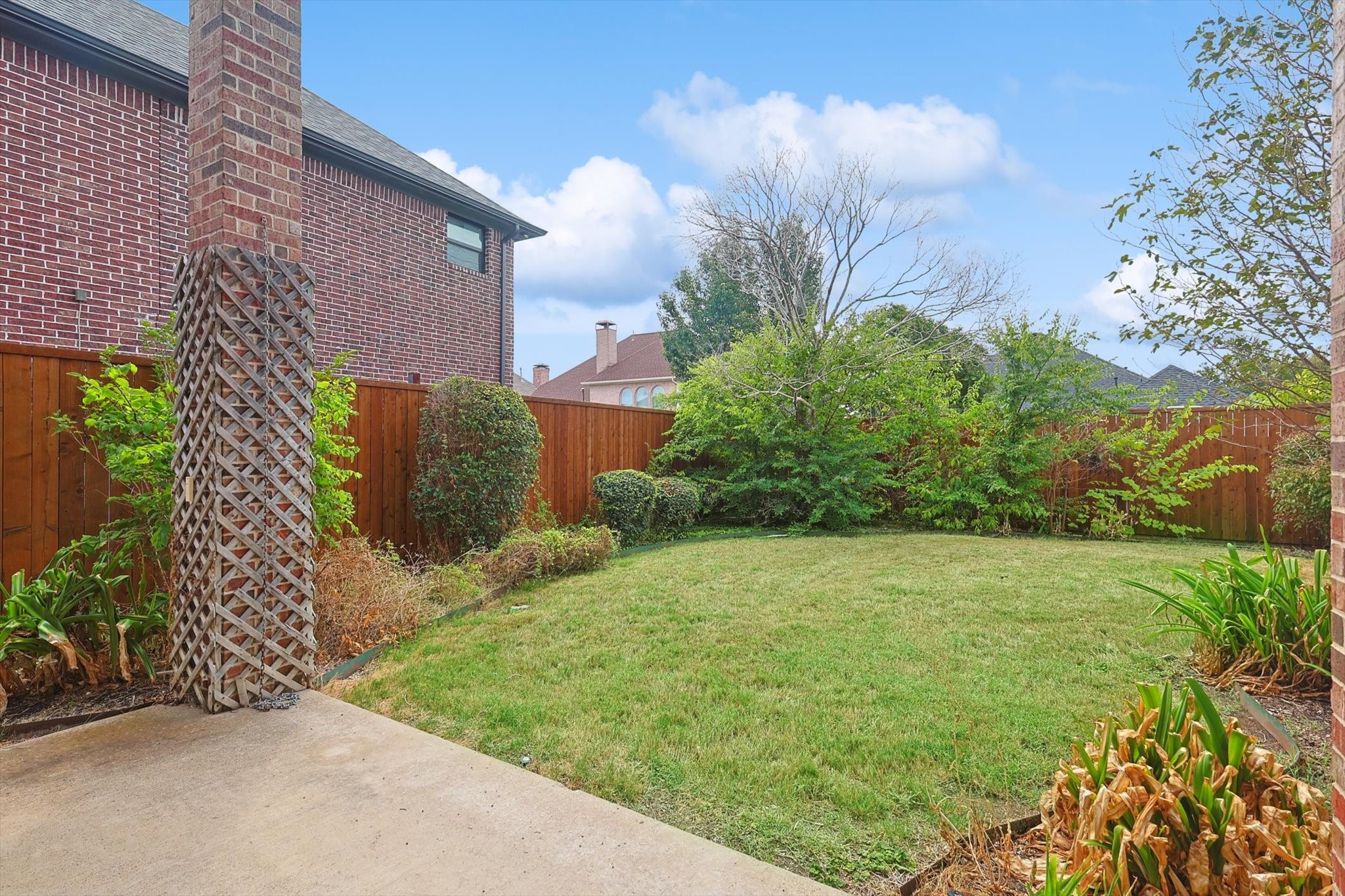 616 Killarney