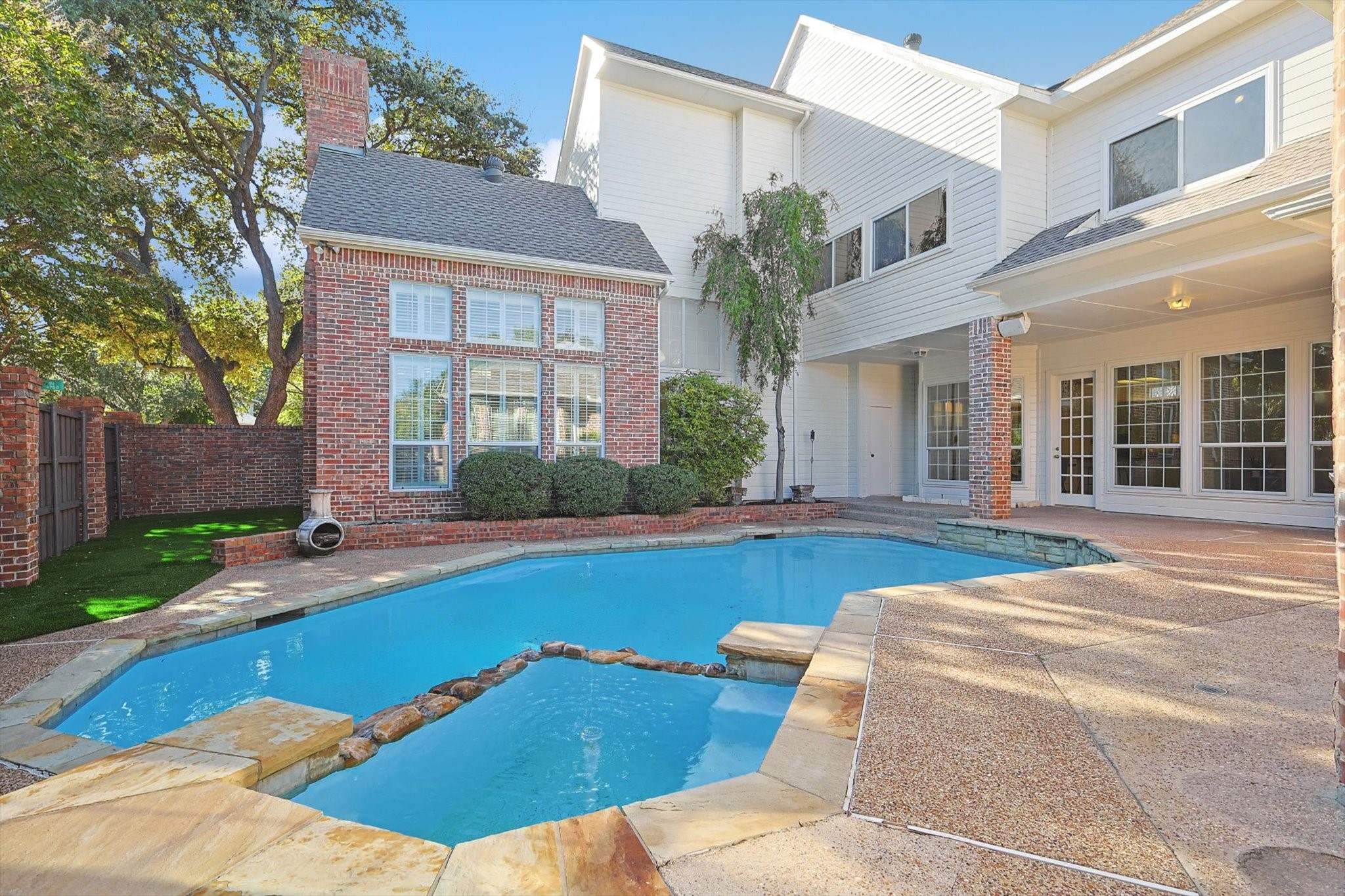 4708 Holly Tree Drive