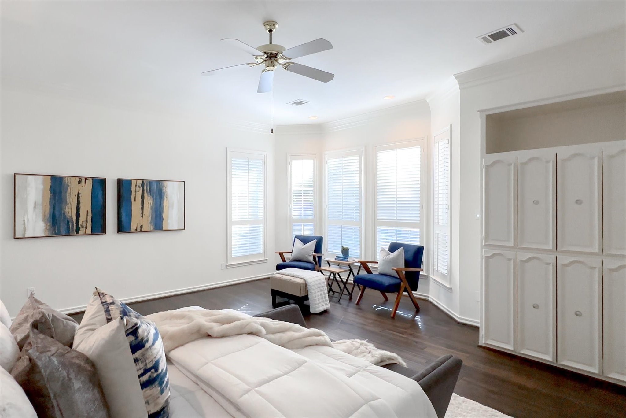 4708 Holly Tree Drive