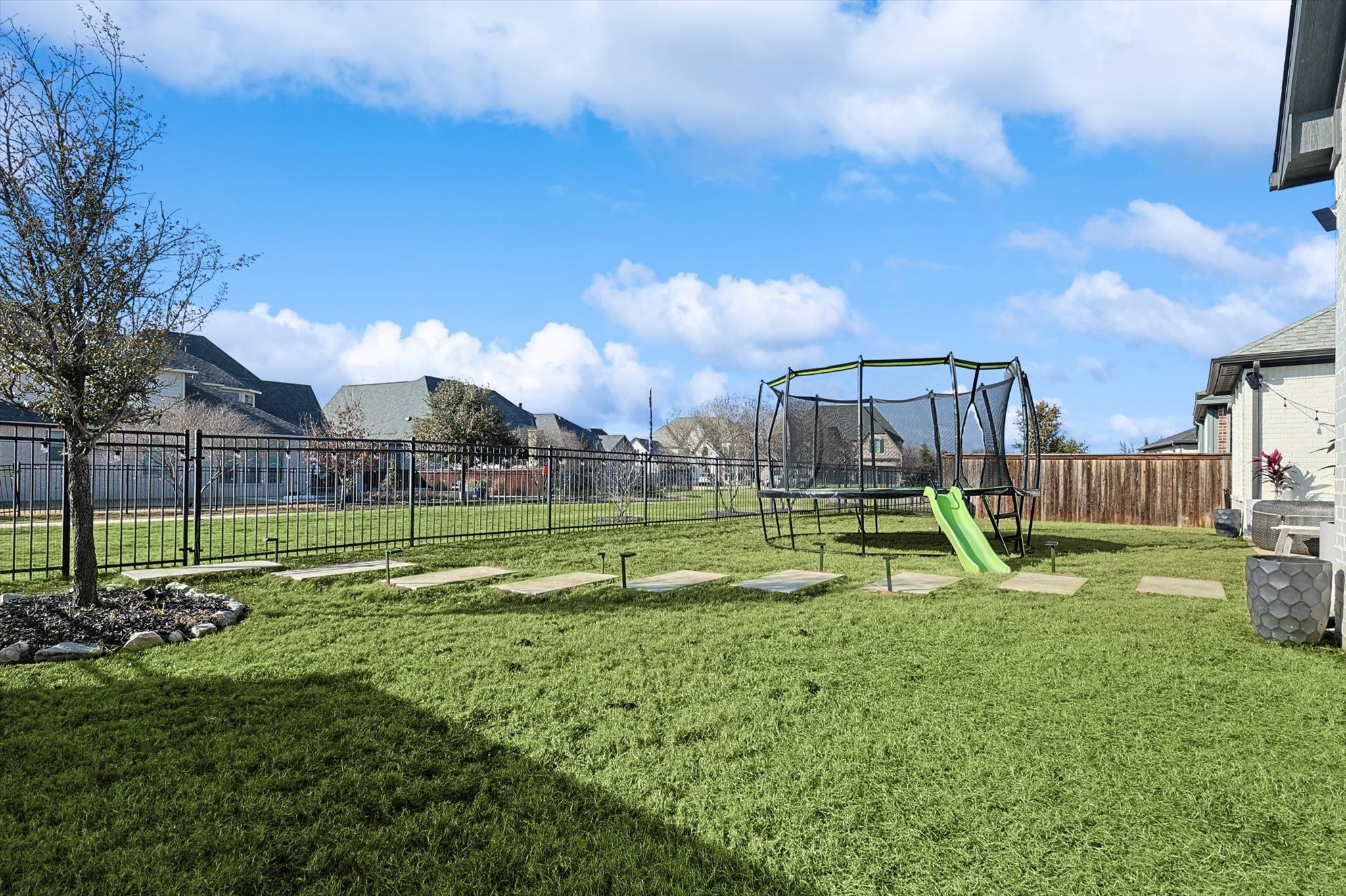 3351 Waverly Drive