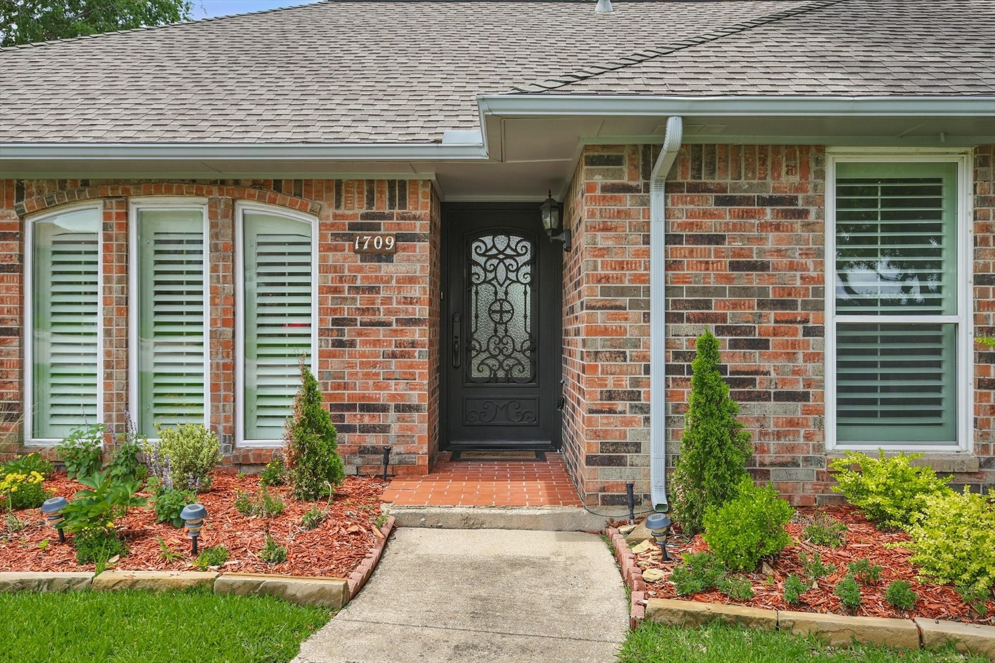 1709 Sutters Mill Drive