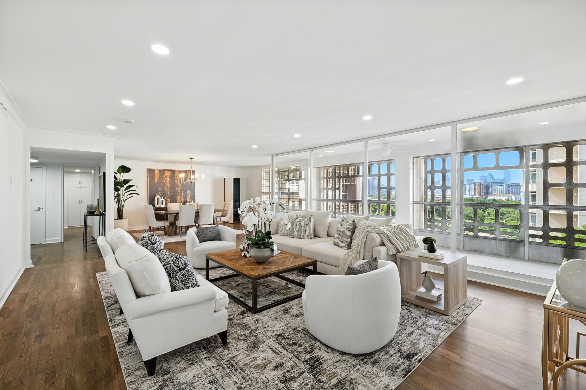 3525 Turtle Creek Boulevard 8B