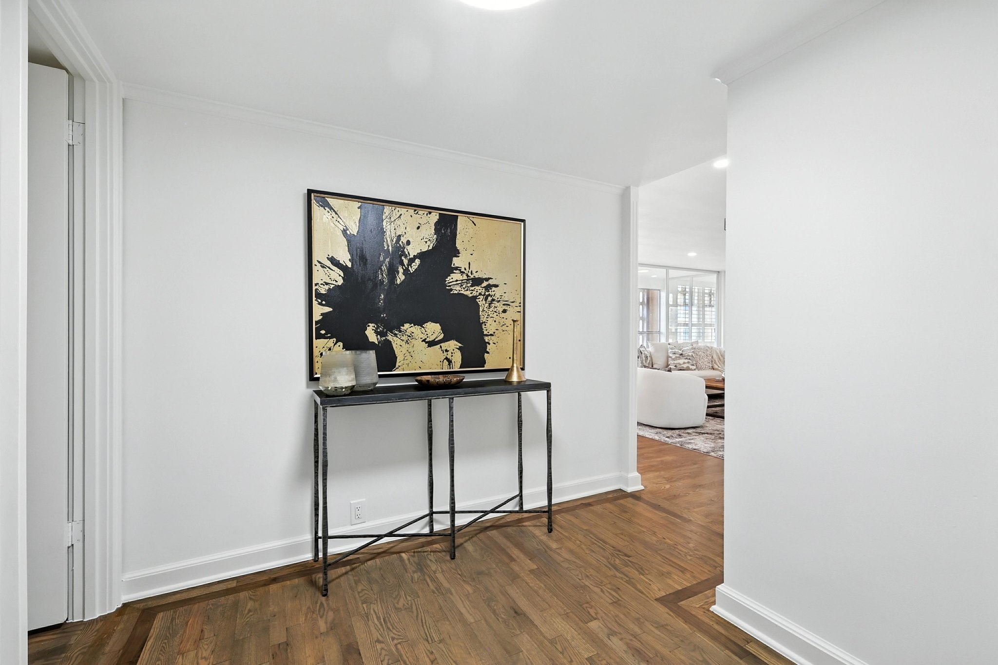 3525 Turtle Creek Boulevard 8B
