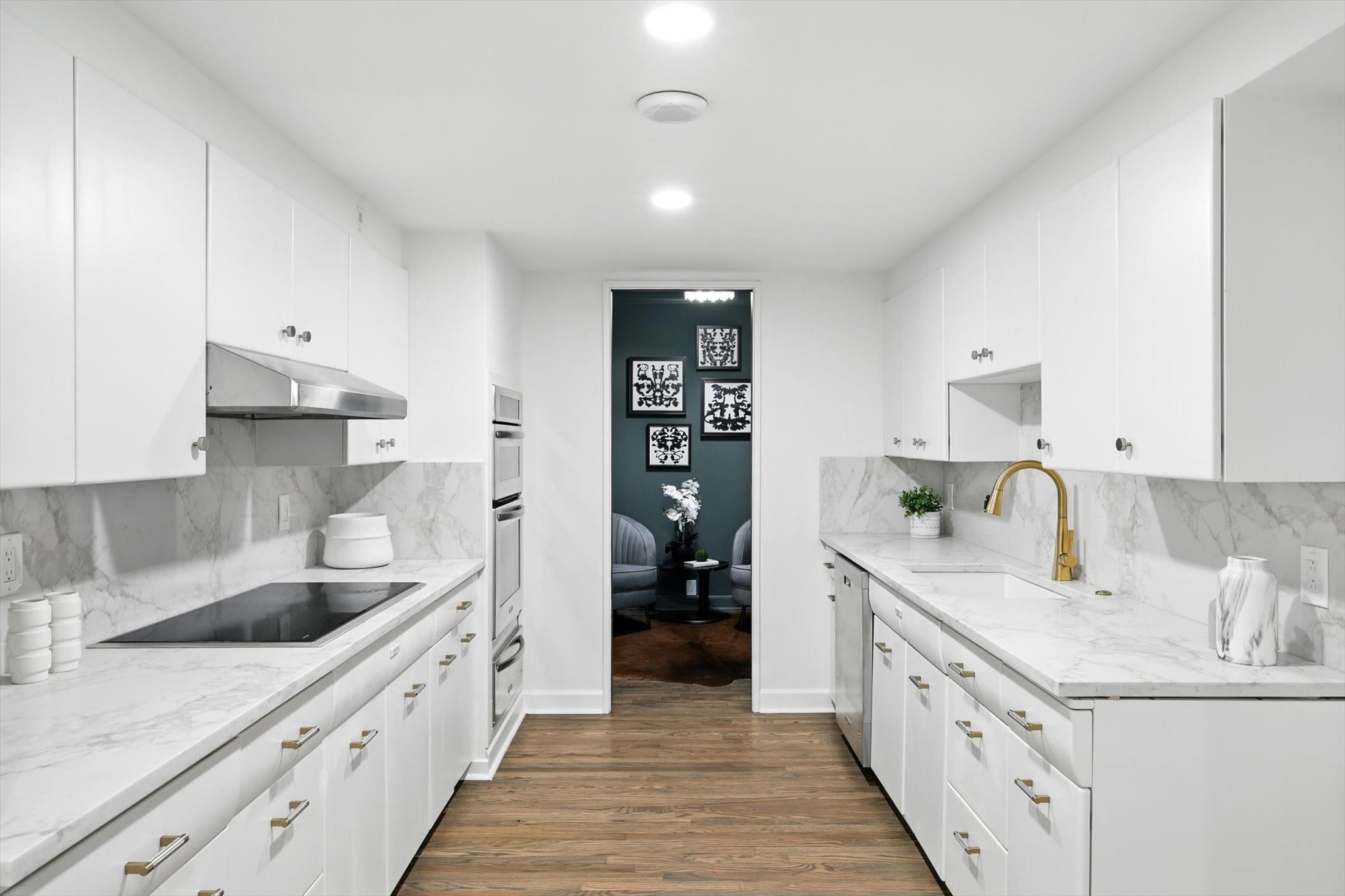 3525 Turtle Creek Boulevard 8B