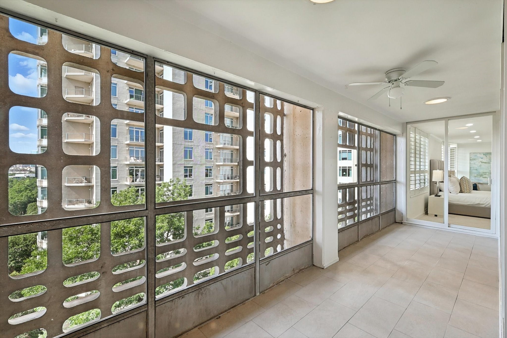 3525 Turtle Creek Boulevard 8B