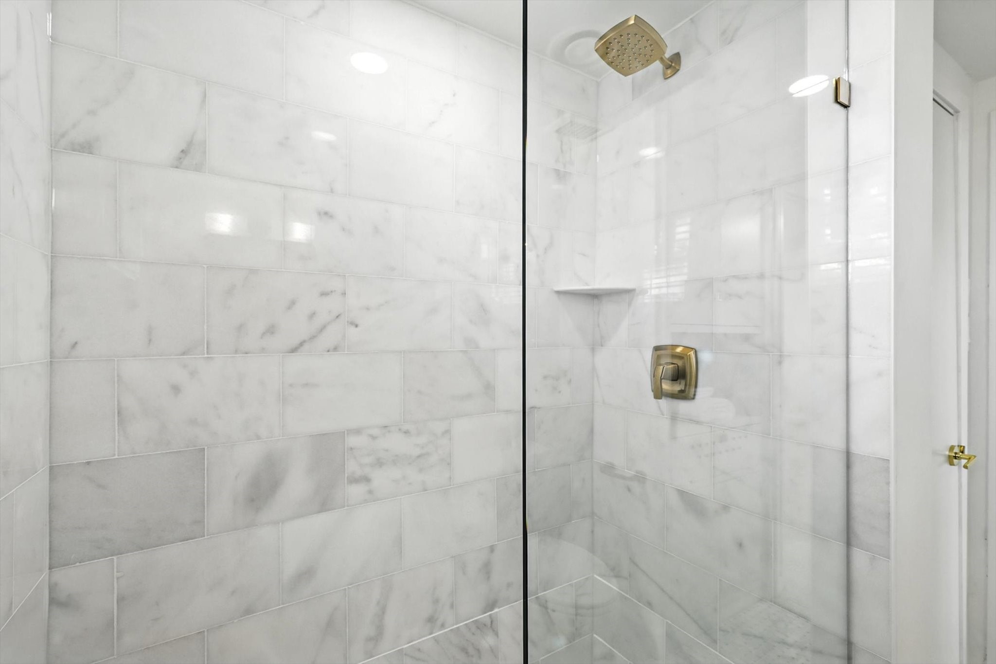 3525 Turtle Creek Boulevard 8B