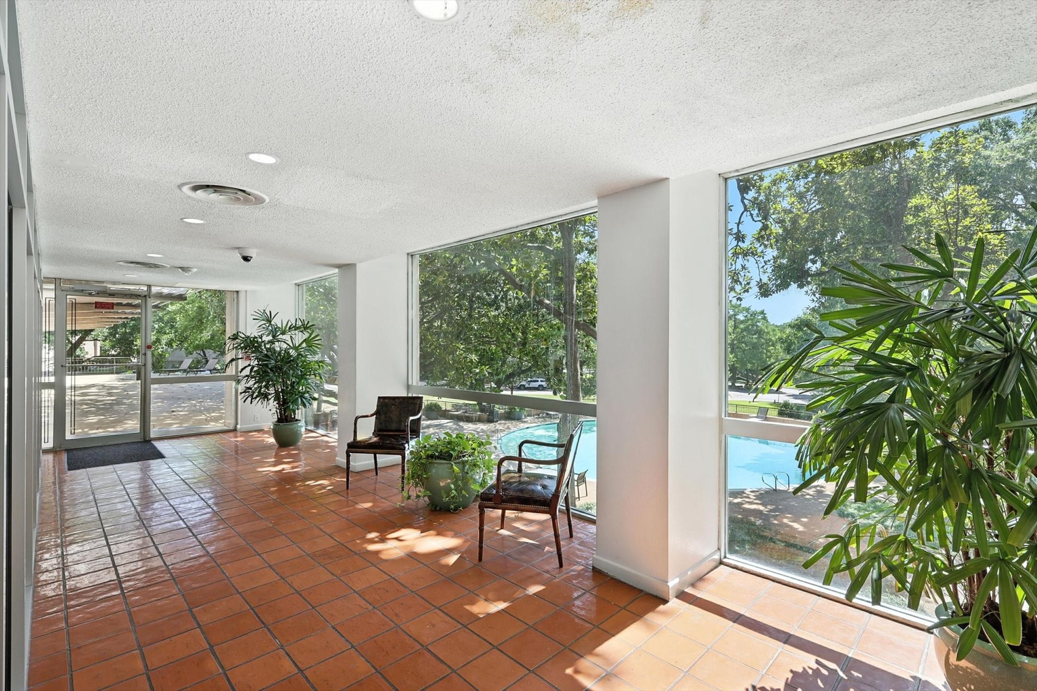 3525 Turtle Creek Boulevard 8B