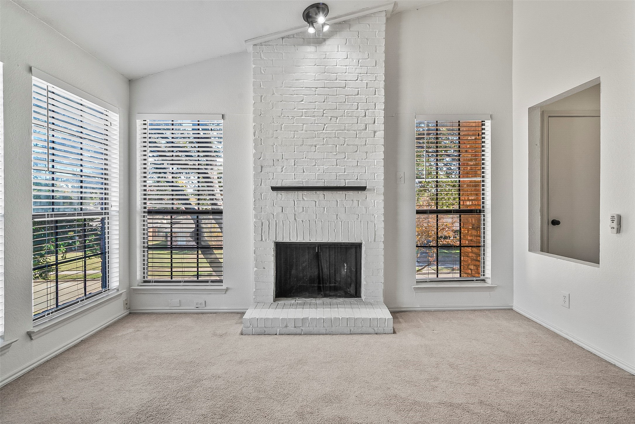 3101 Townbluff Drive 724