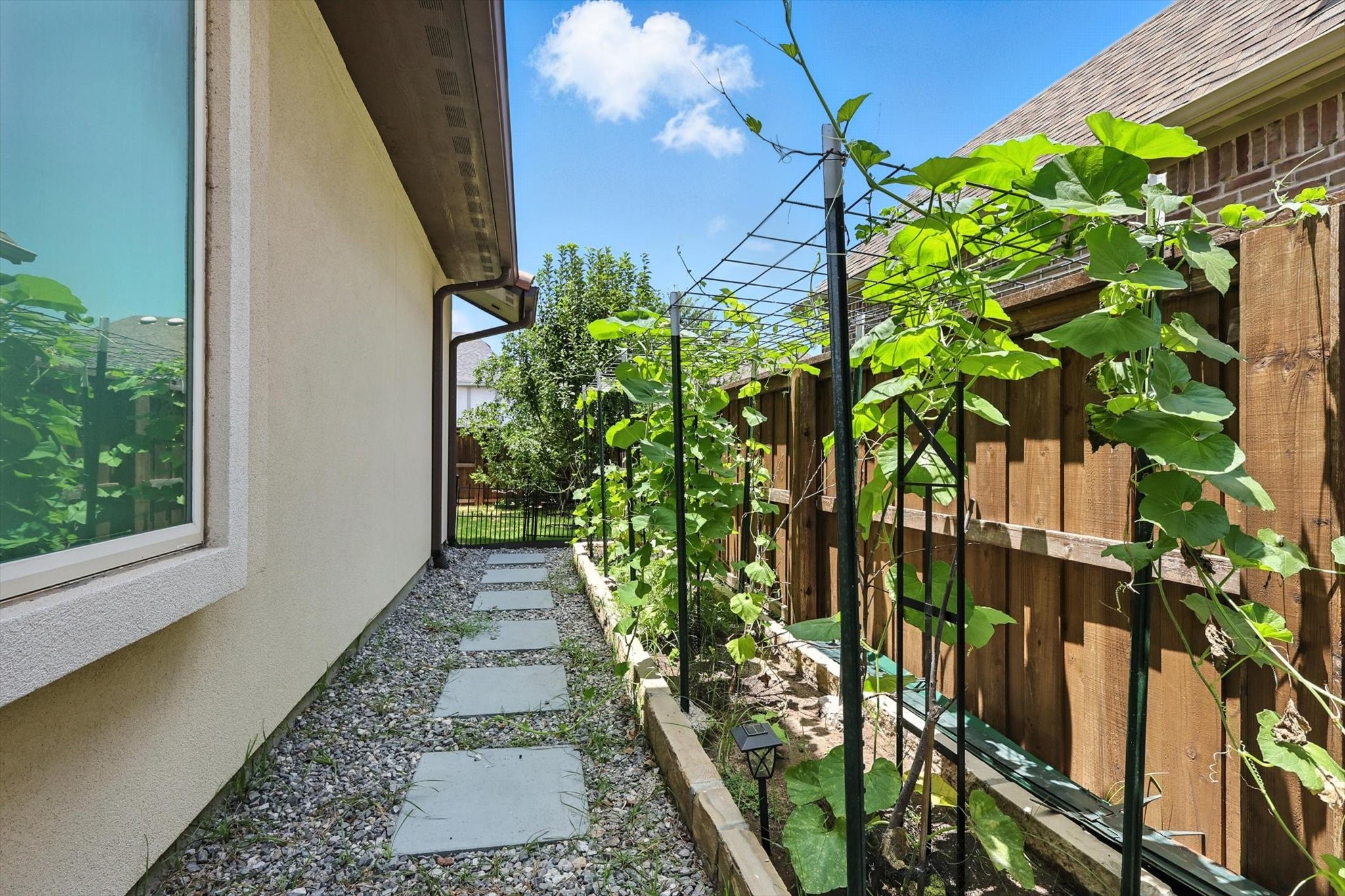 1085 Stampede Drive