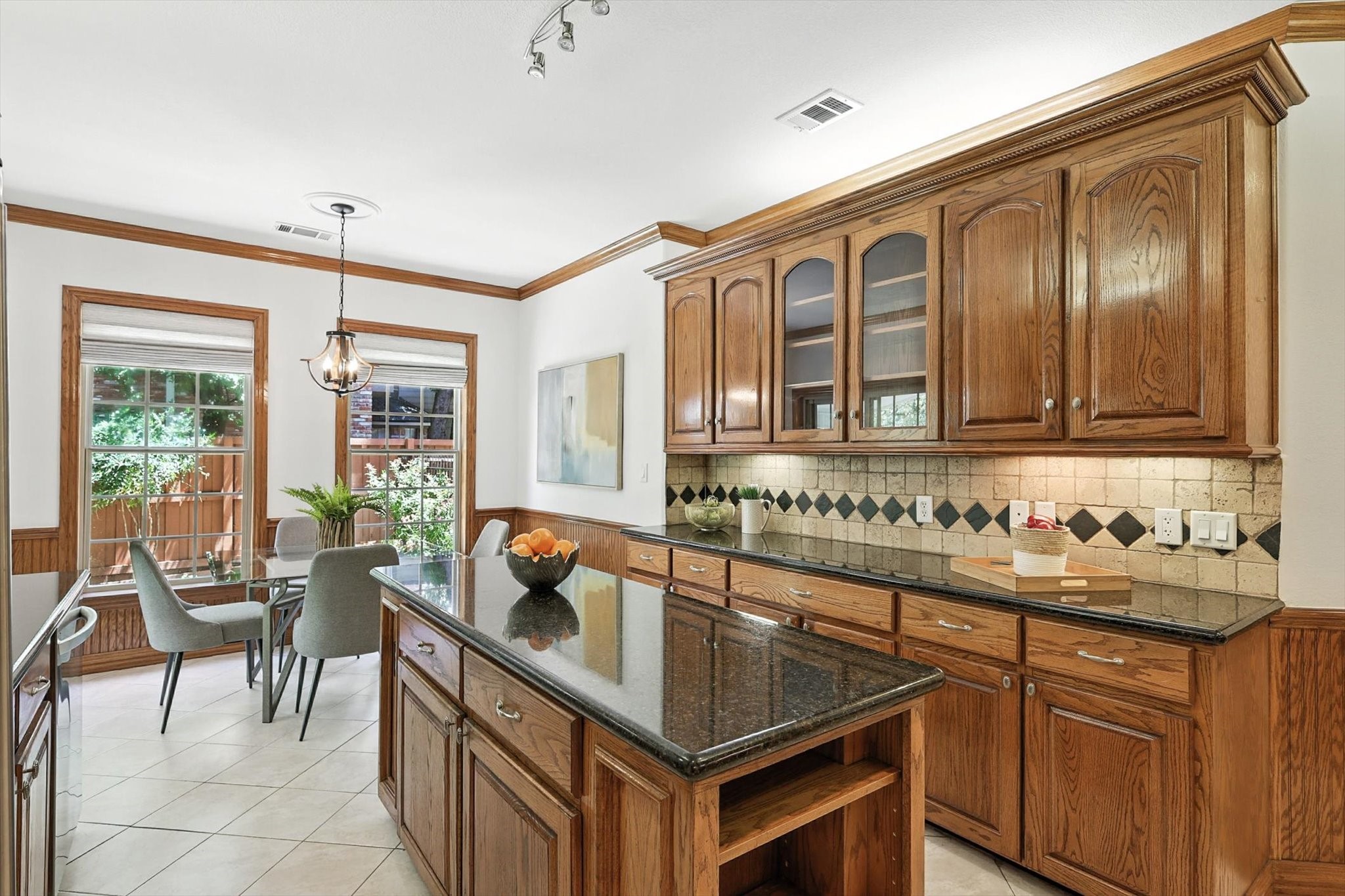 1032 Sunswept Terrace