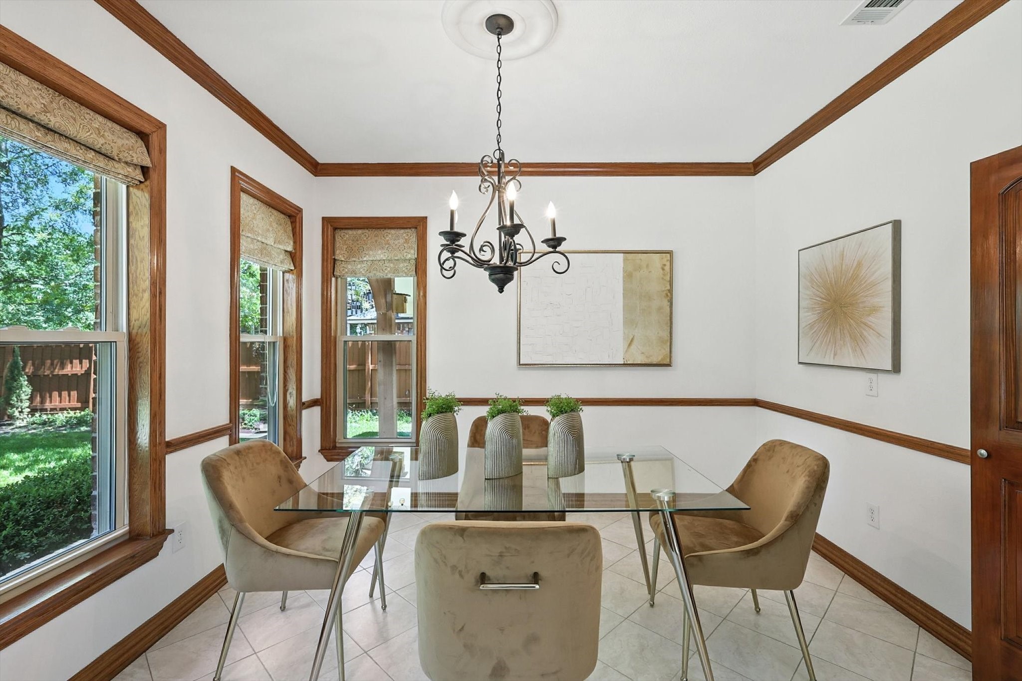 1032 Sunswept Terrace