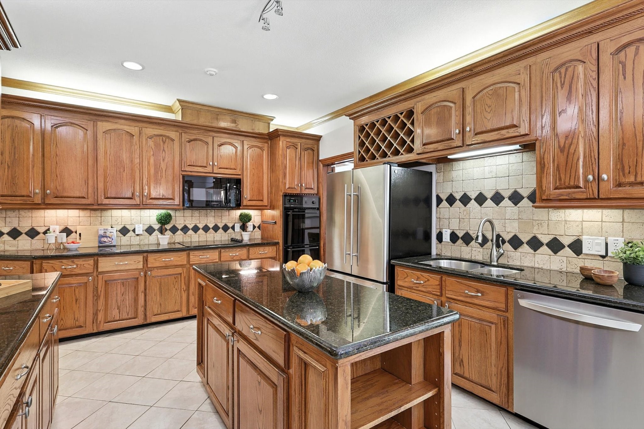 1032 Sunswept Terrace