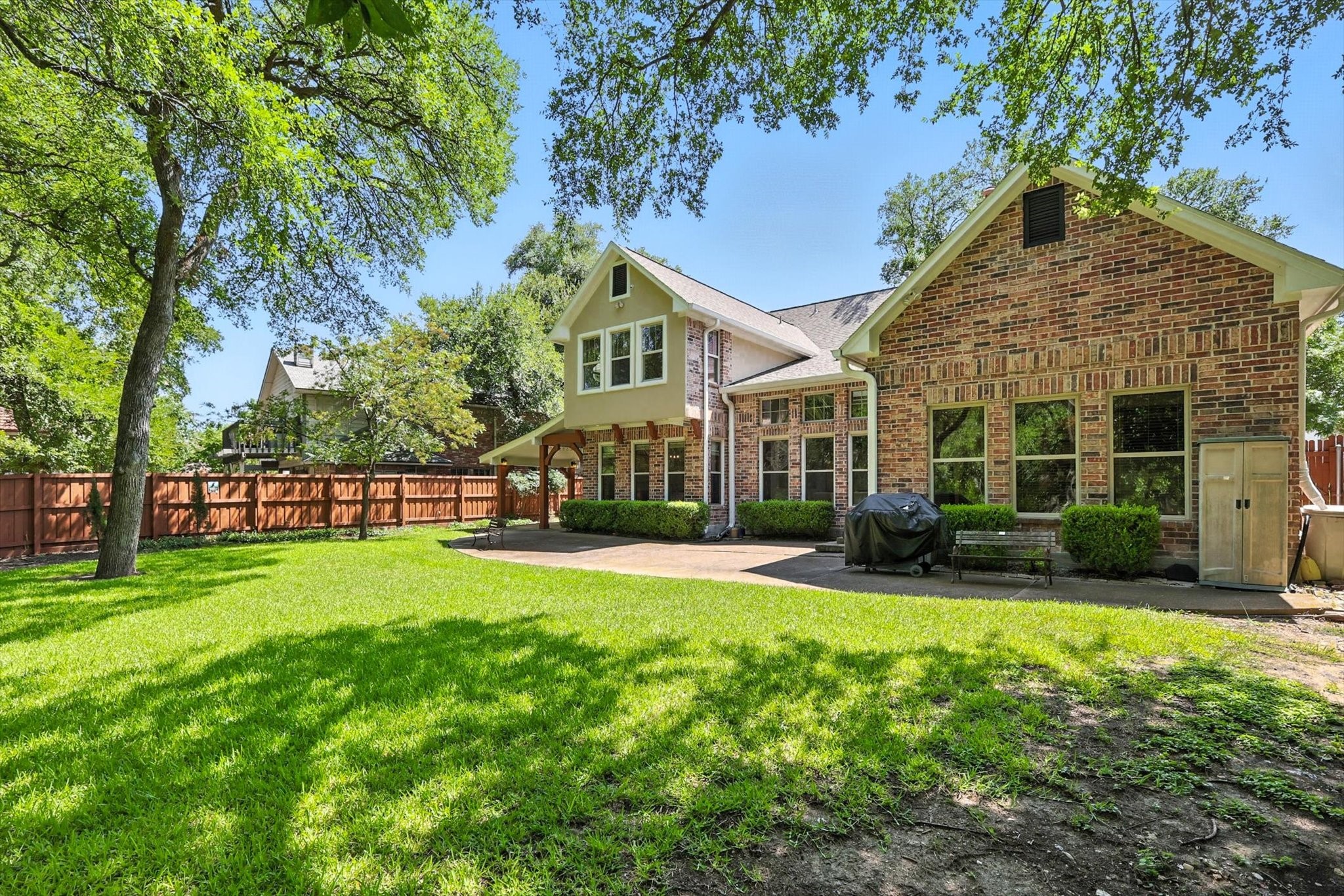 1032 Sunswept Terrace