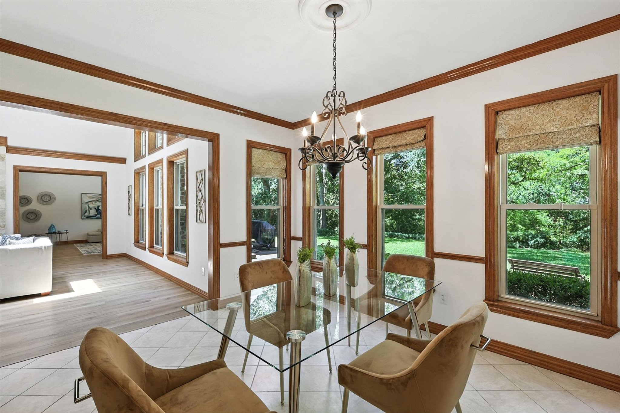 1032 Sunswept Terrace