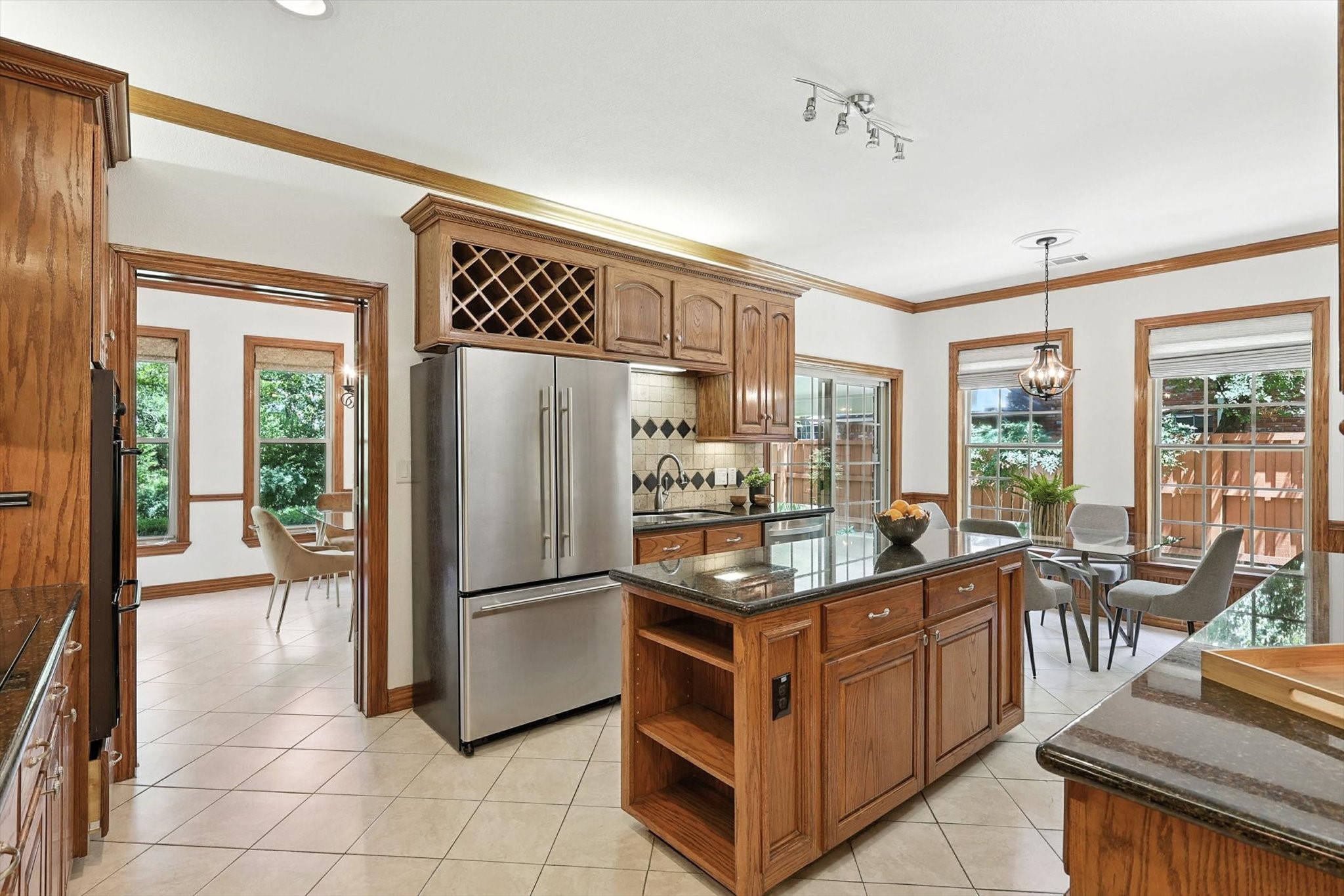 1032 Sunswept Terrace