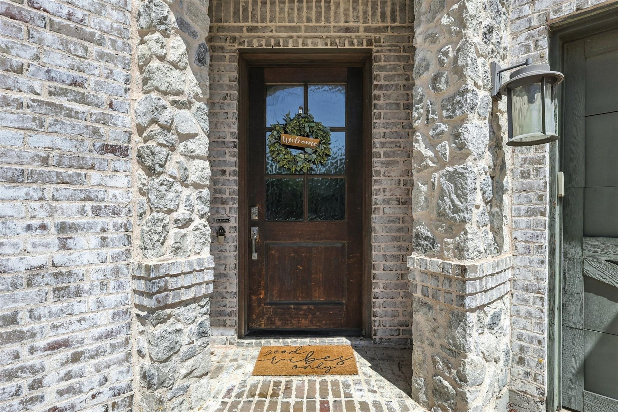 3383 Waverly Drive