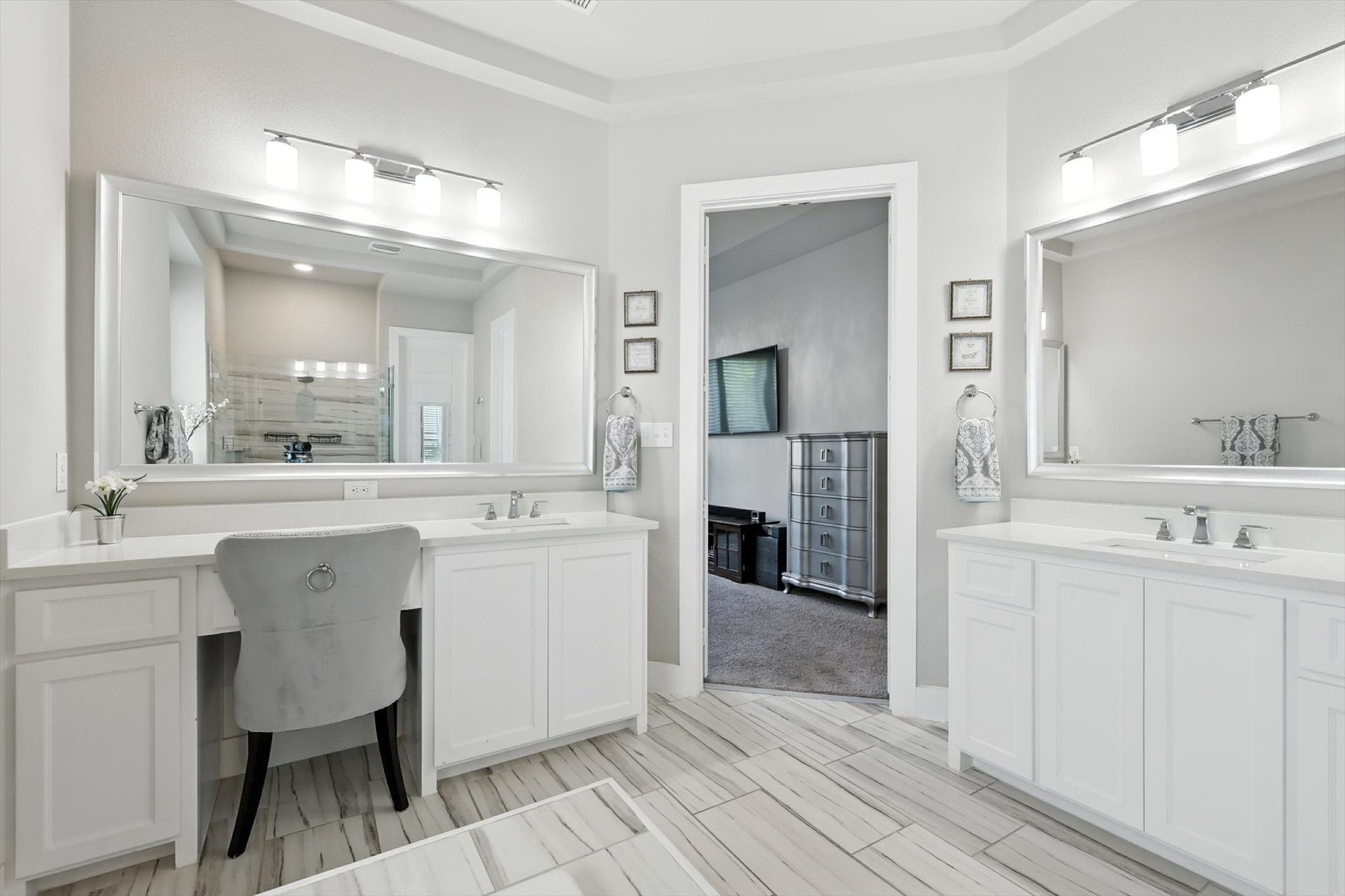 3383 Waverly Drive