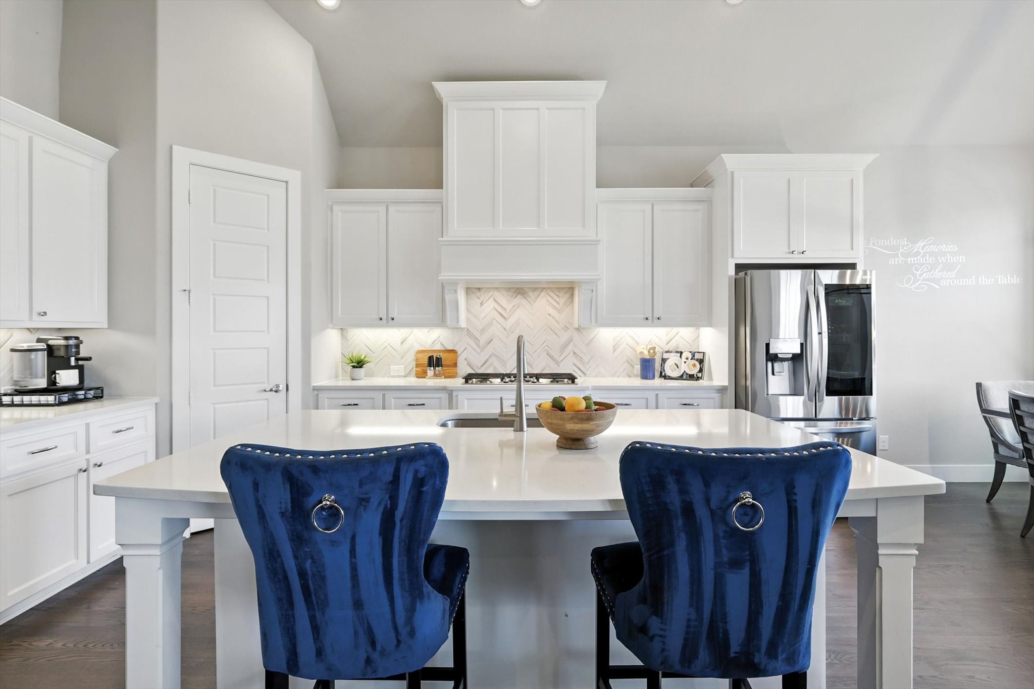 3383 Waverly Drive
