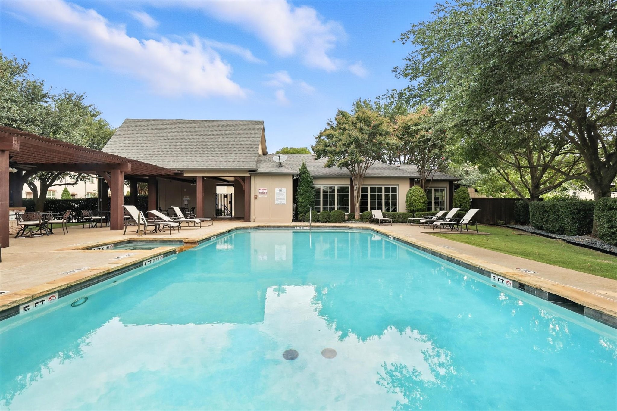 5929 Malmesbury Road