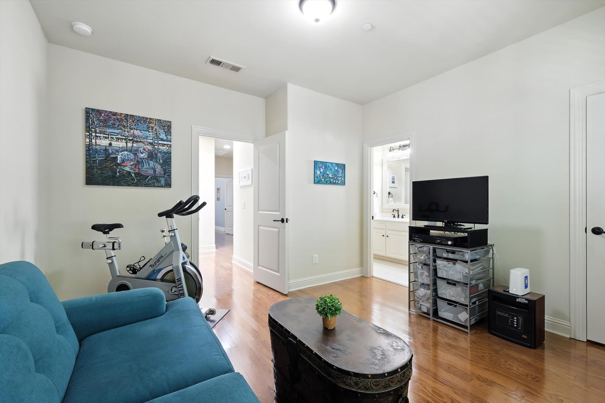 5929 Malmesbury Road