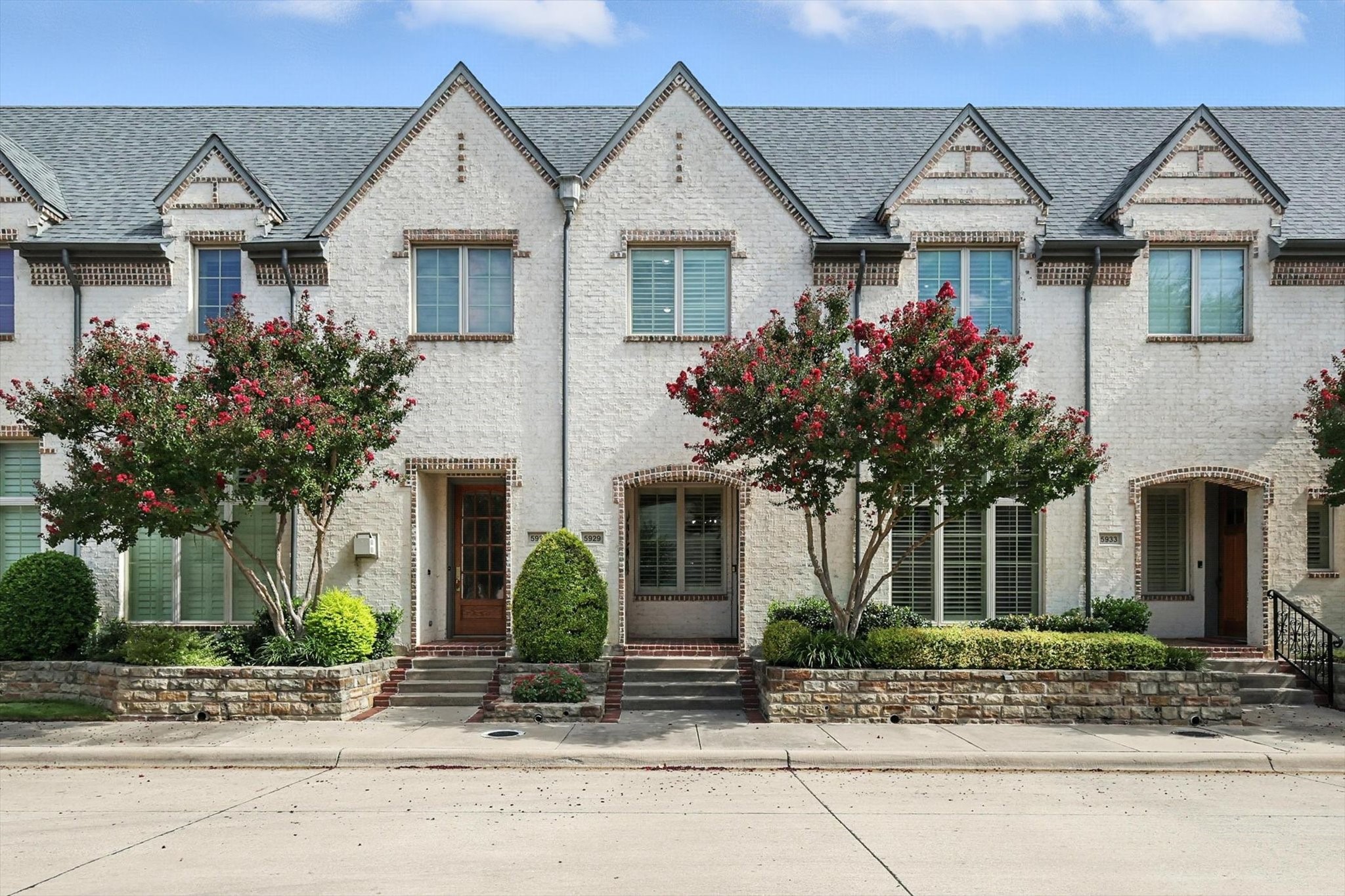 5929 Malmesbury Road