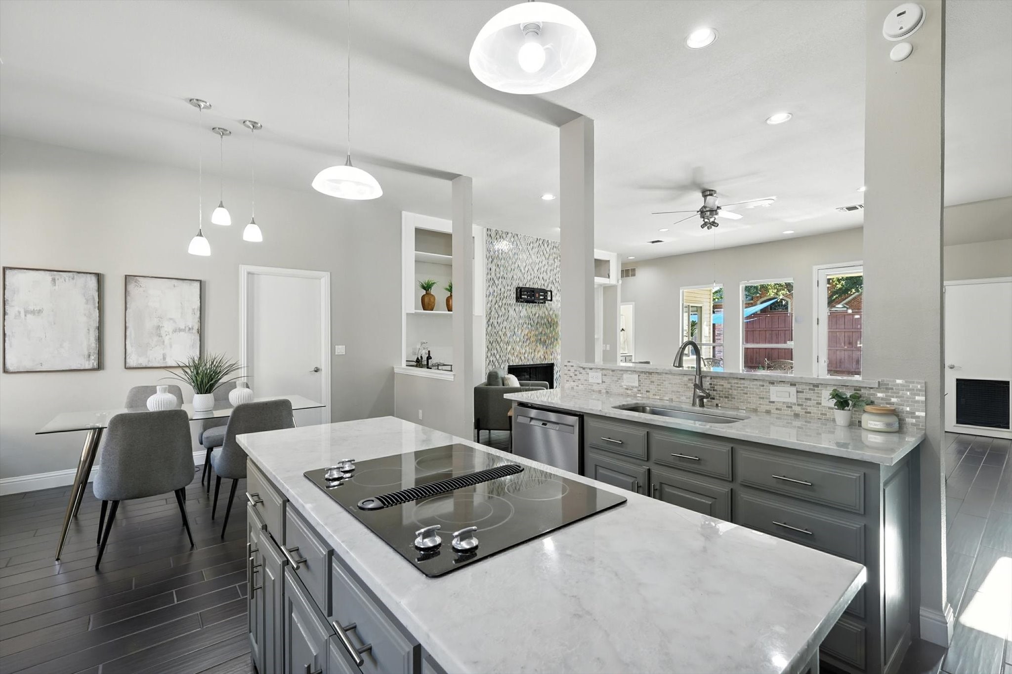 6643 Gretchen Lane