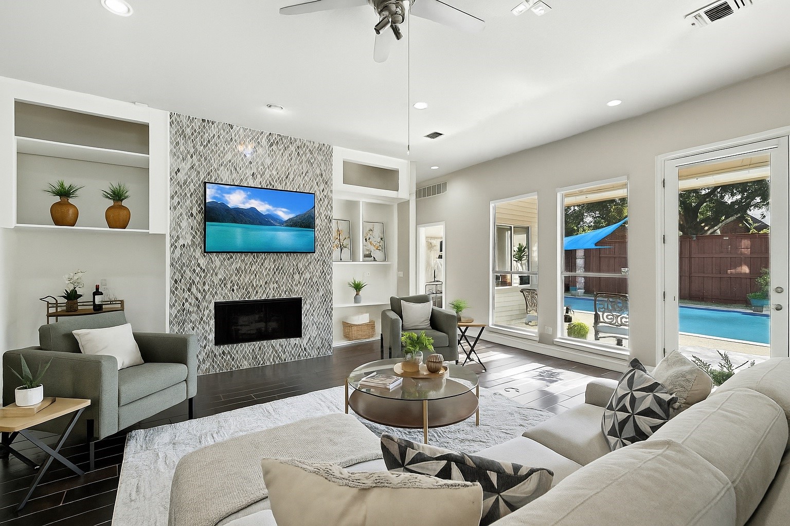 6643 Gretchen Lane