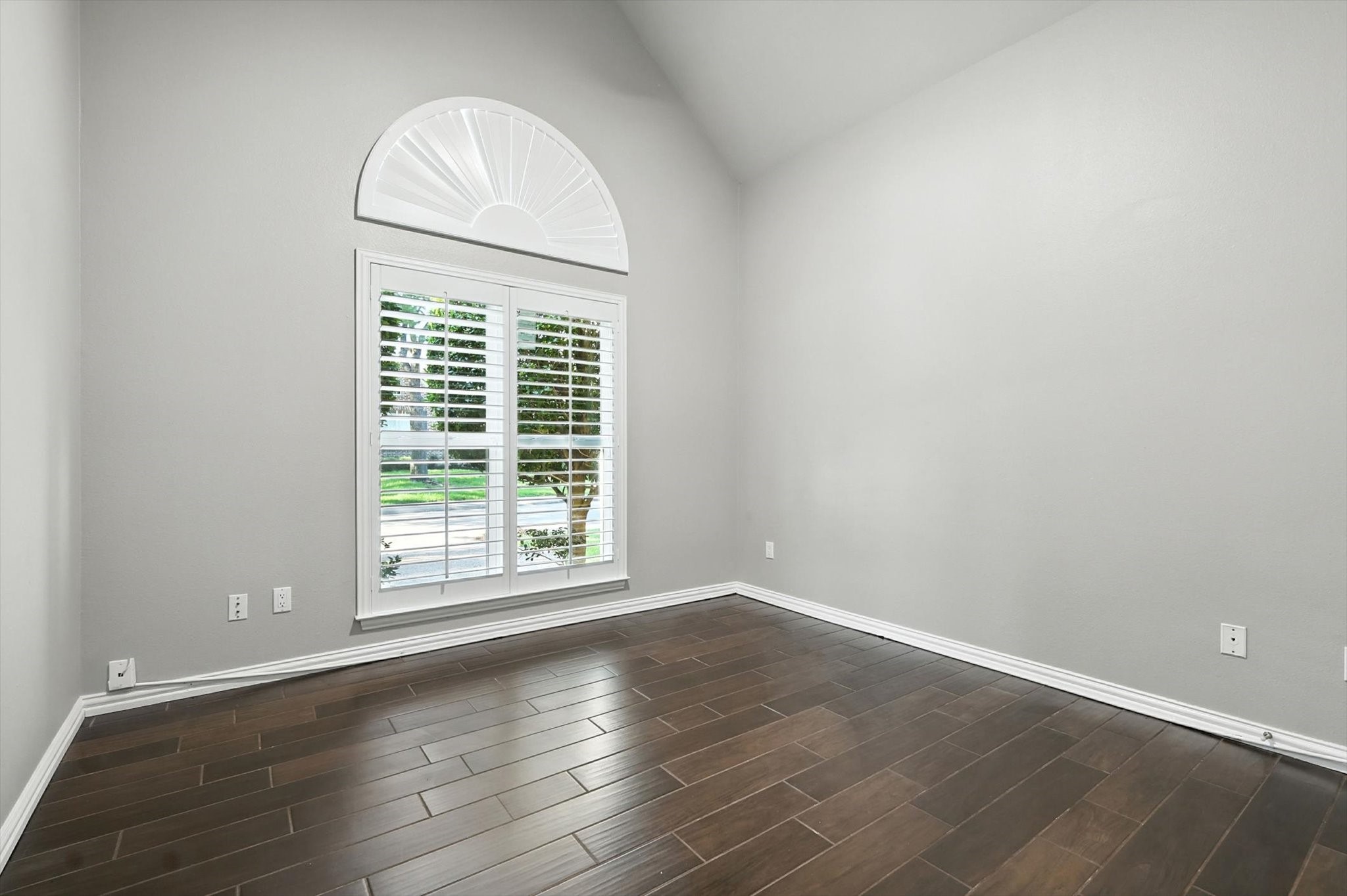 6643 Gretchen Lane