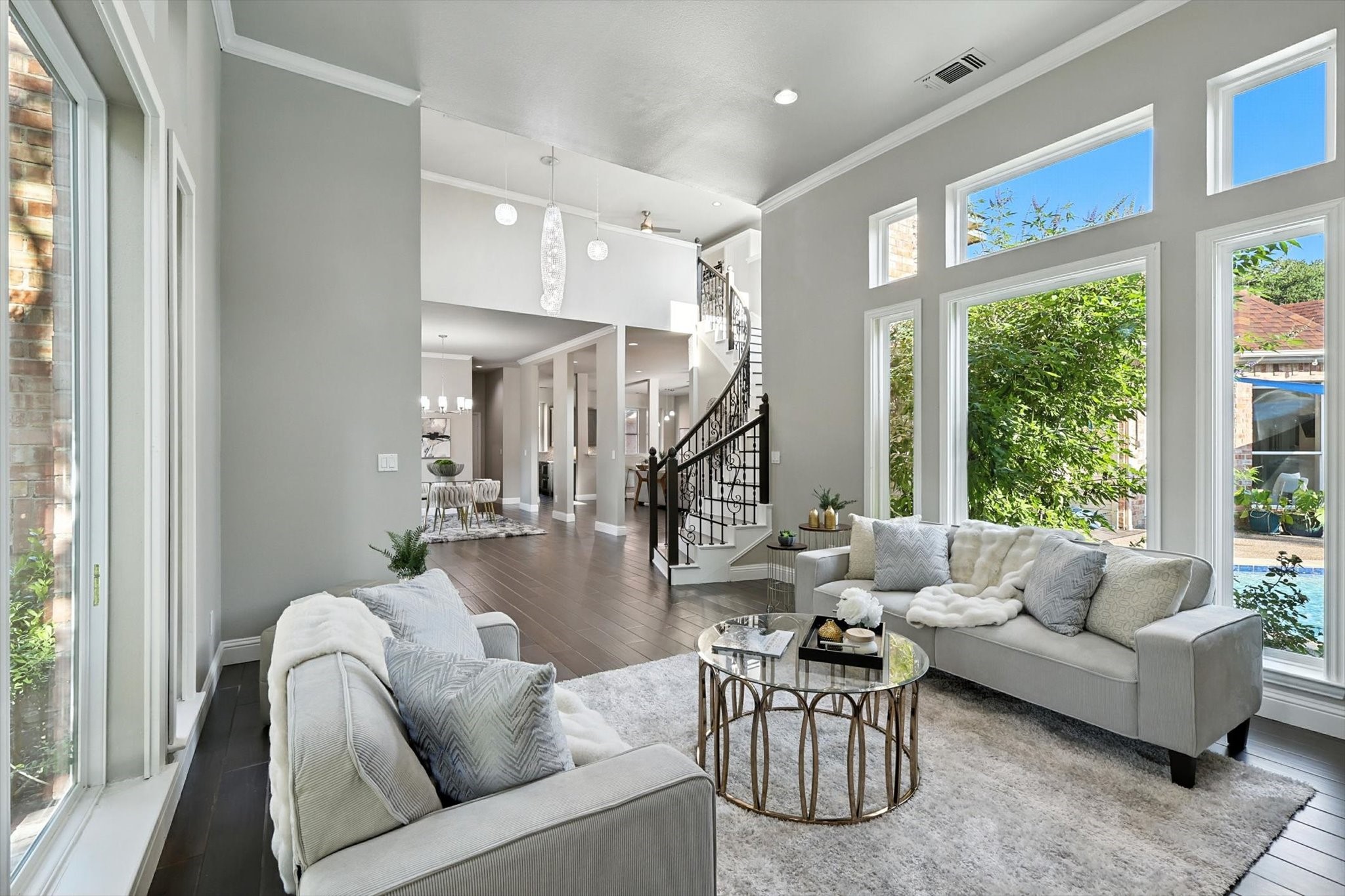 6643 Gretchen Lane