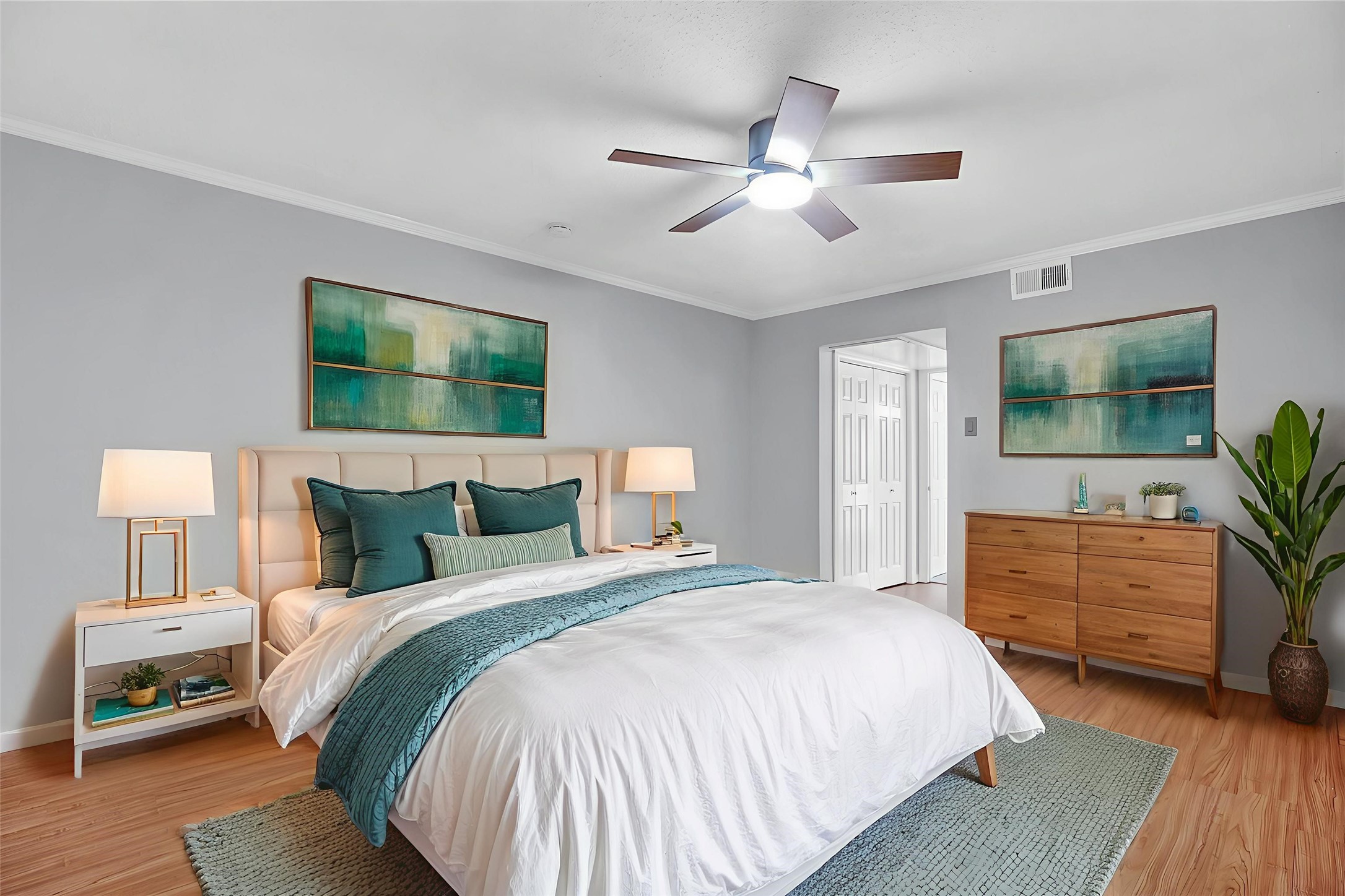 7705 Meadow Park Drive 209