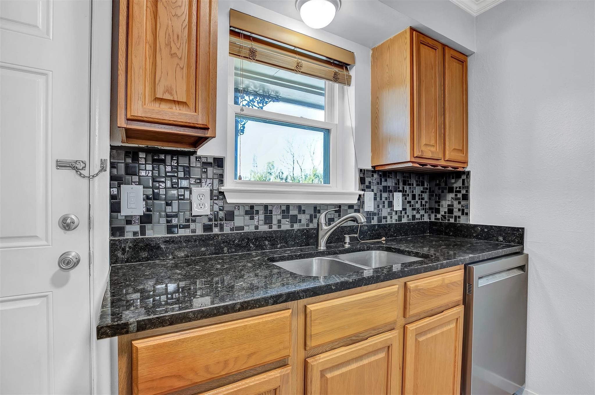 7705 Meadow Park Drive 209