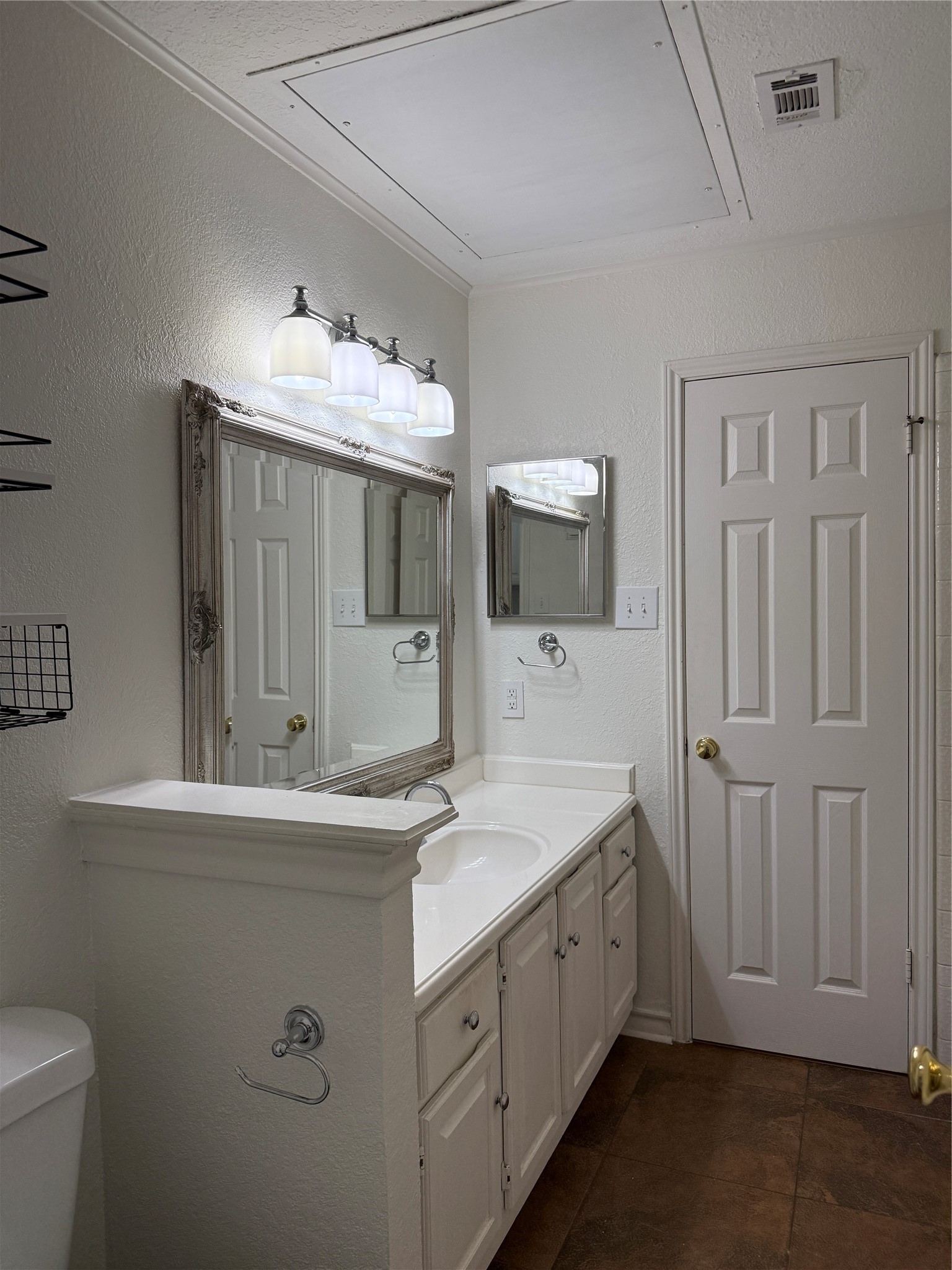 6220 Bentwood Trail 1307