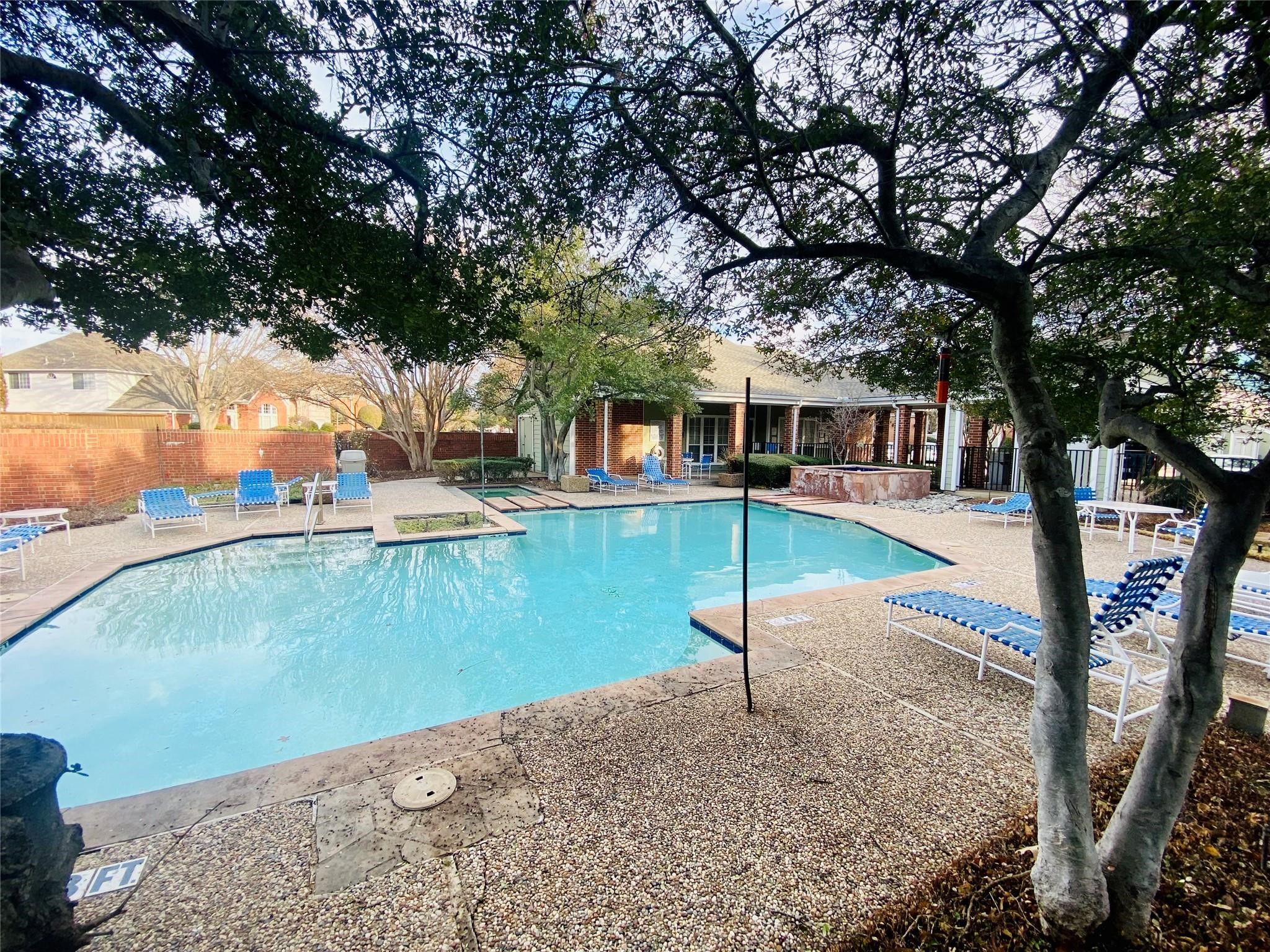 6220 Bentwood Trail 1307