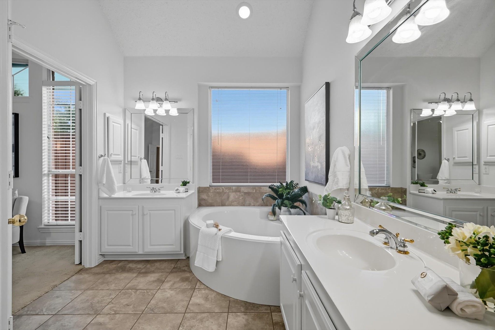 12005 Covington Lane