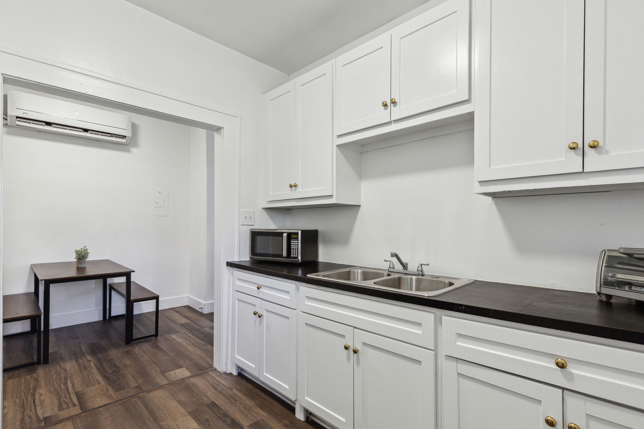 112 W 8th Street