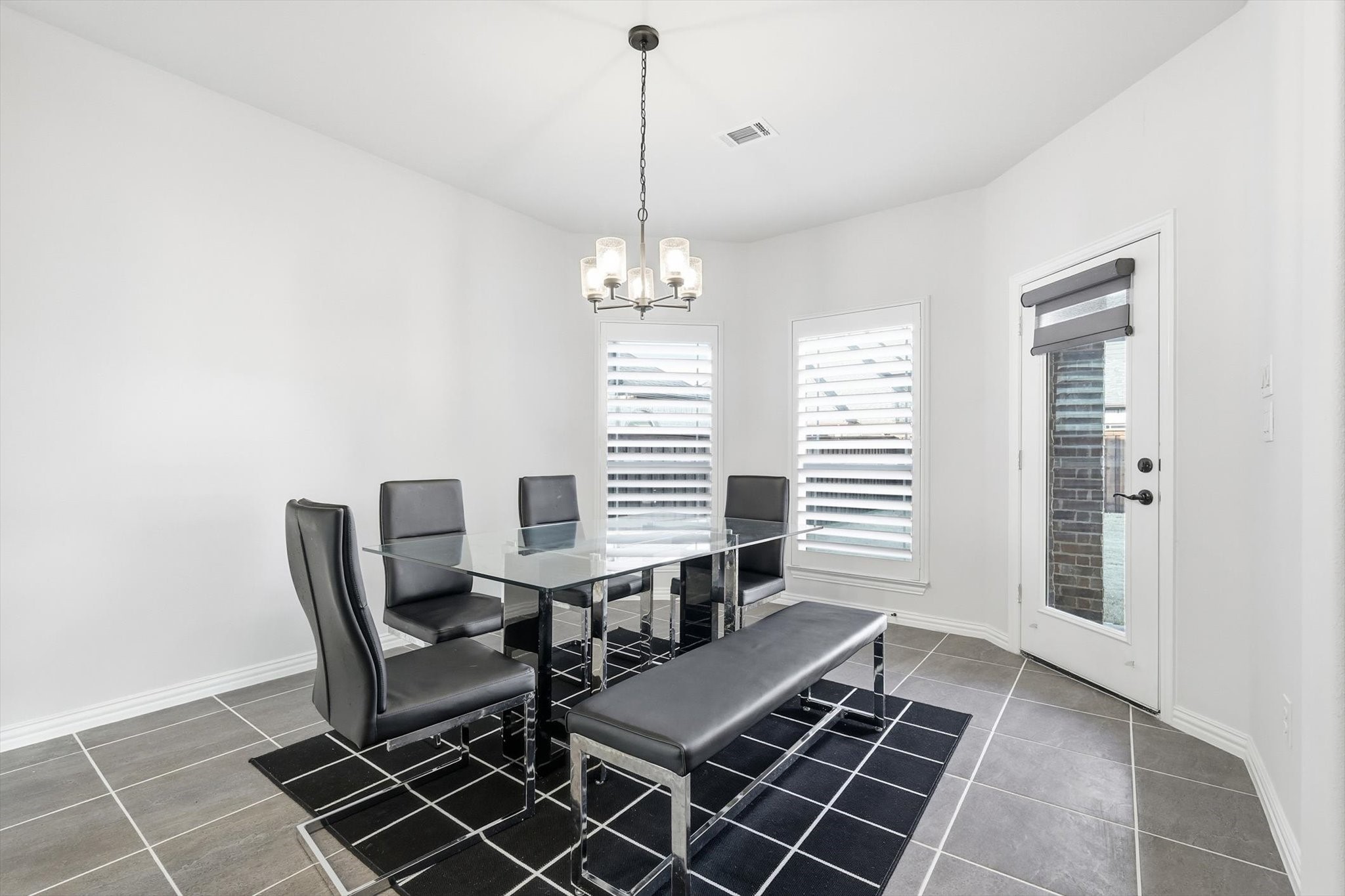 521 Christie Crossing