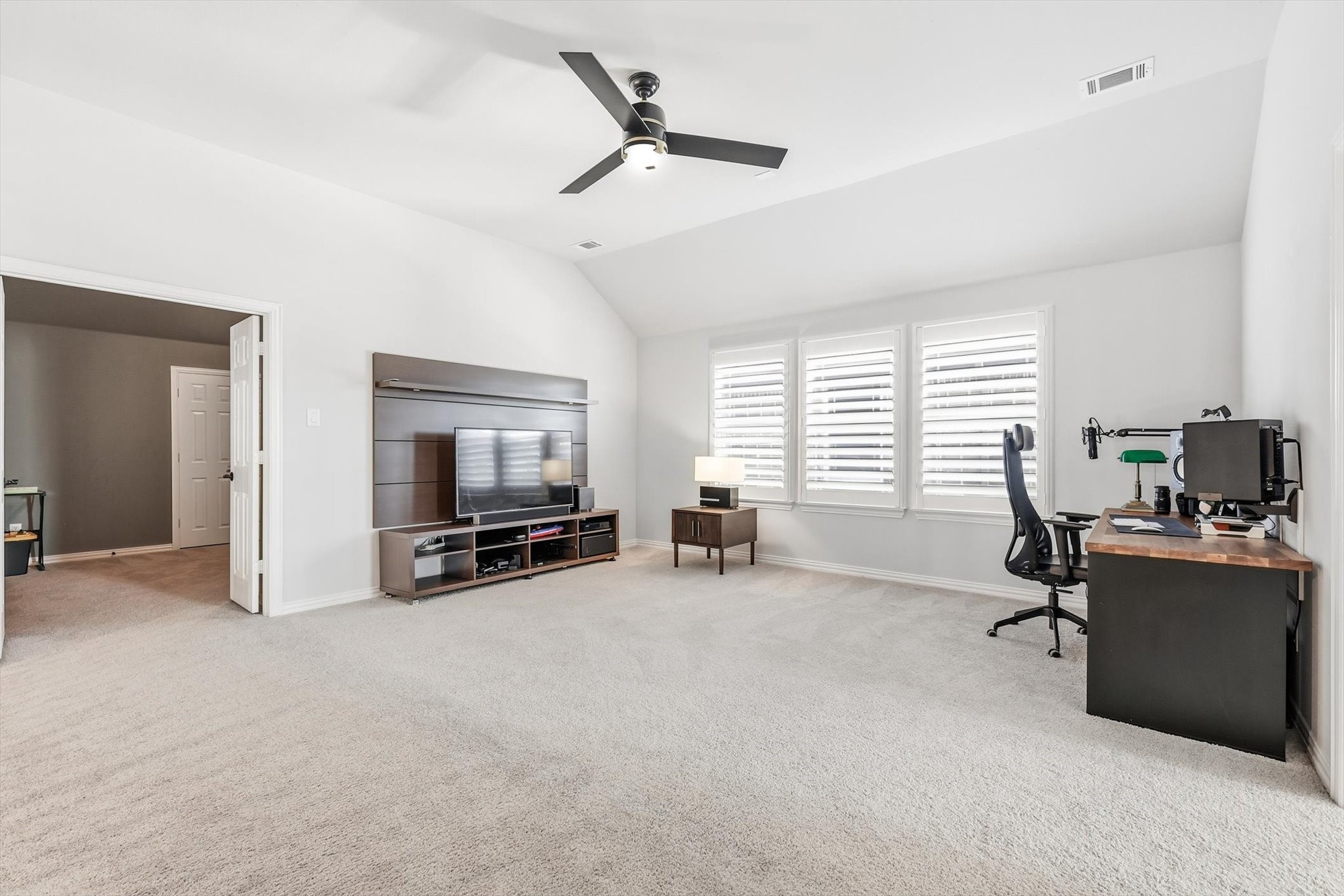 521 Christie Crossing