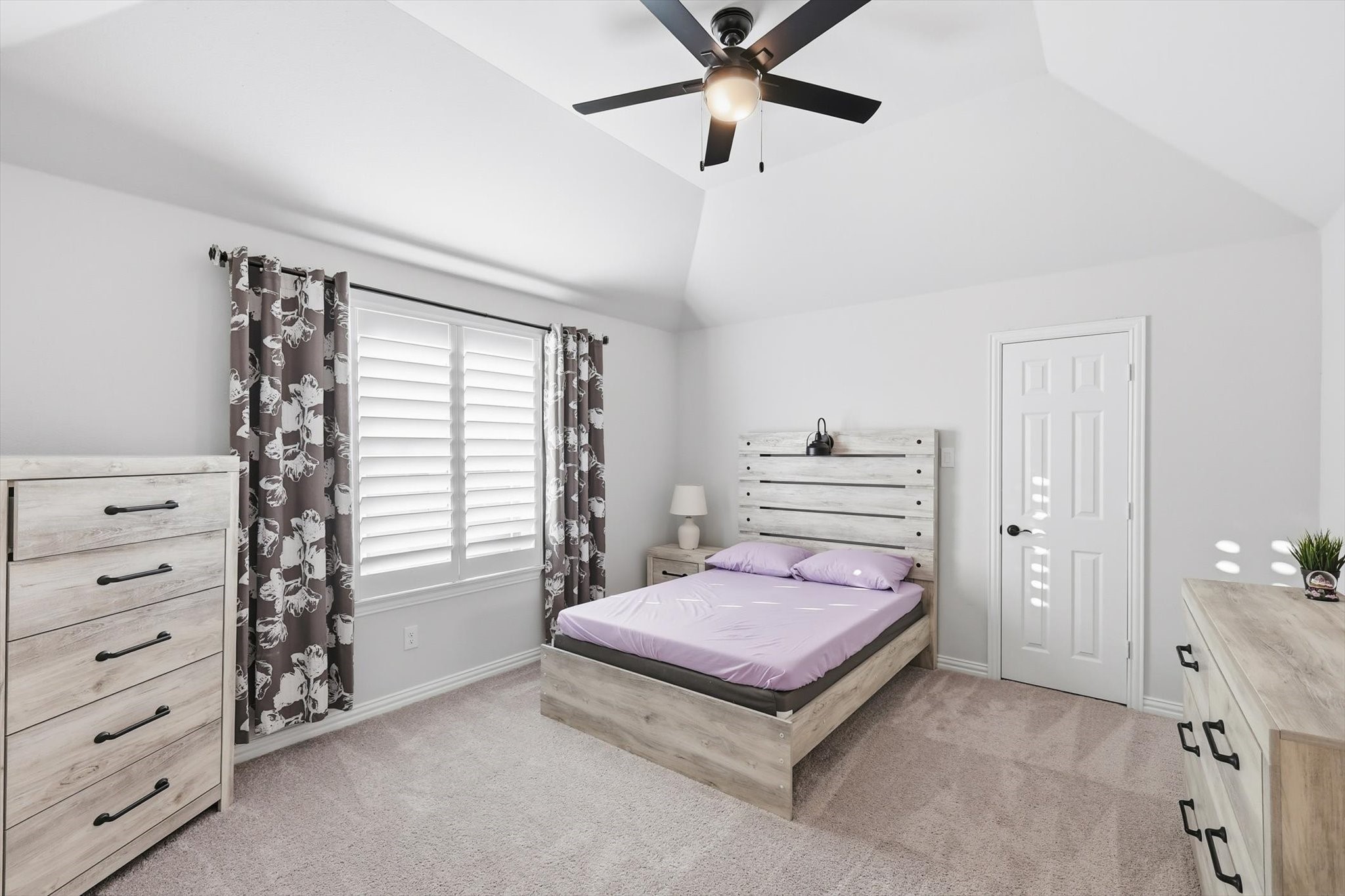 521 Christie Crossing