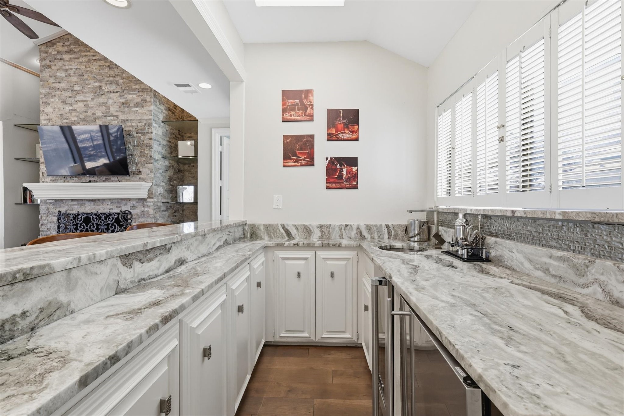 5806 Bent Trail